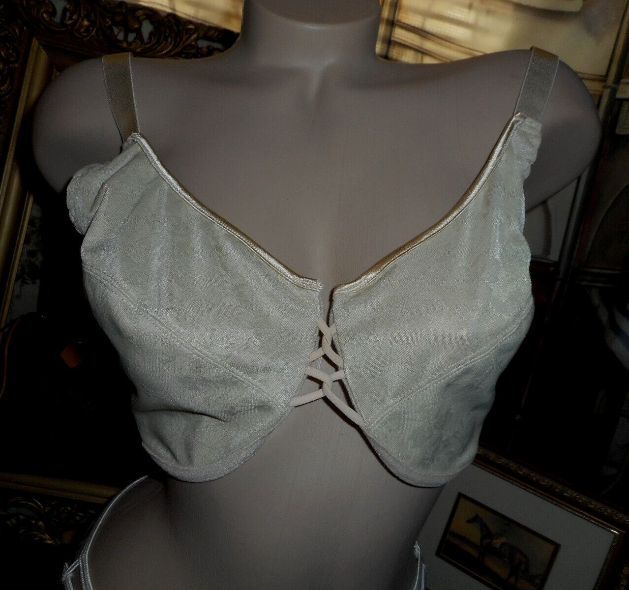 40DD Carnival Underwire Bra Beige Ecru Style # R140X Unpadded