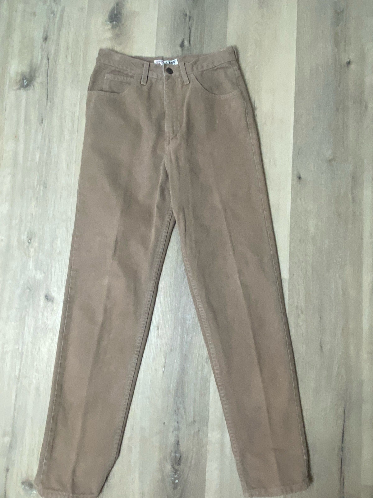 Vintage 80s/90s GUESS Beige Denim Jeans High Waisted Tapered Leg Mom Jean 28×29