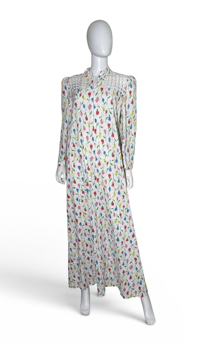 VTG 70s David Brown Saks Fifth Avenue White Floral 1/4 Zip House lounge Dress