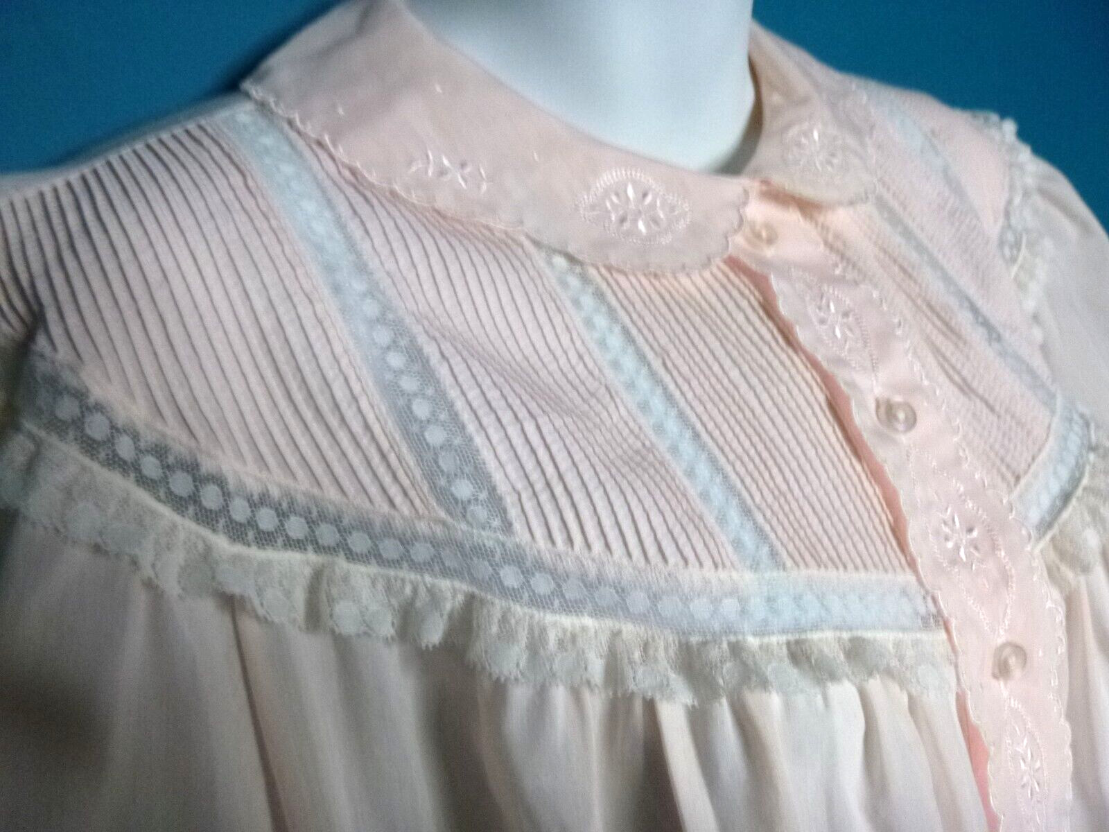 Vtg Barbizon Blendaire Batiste Robin Style Short Nightgown Pink Lace Trim Sz M