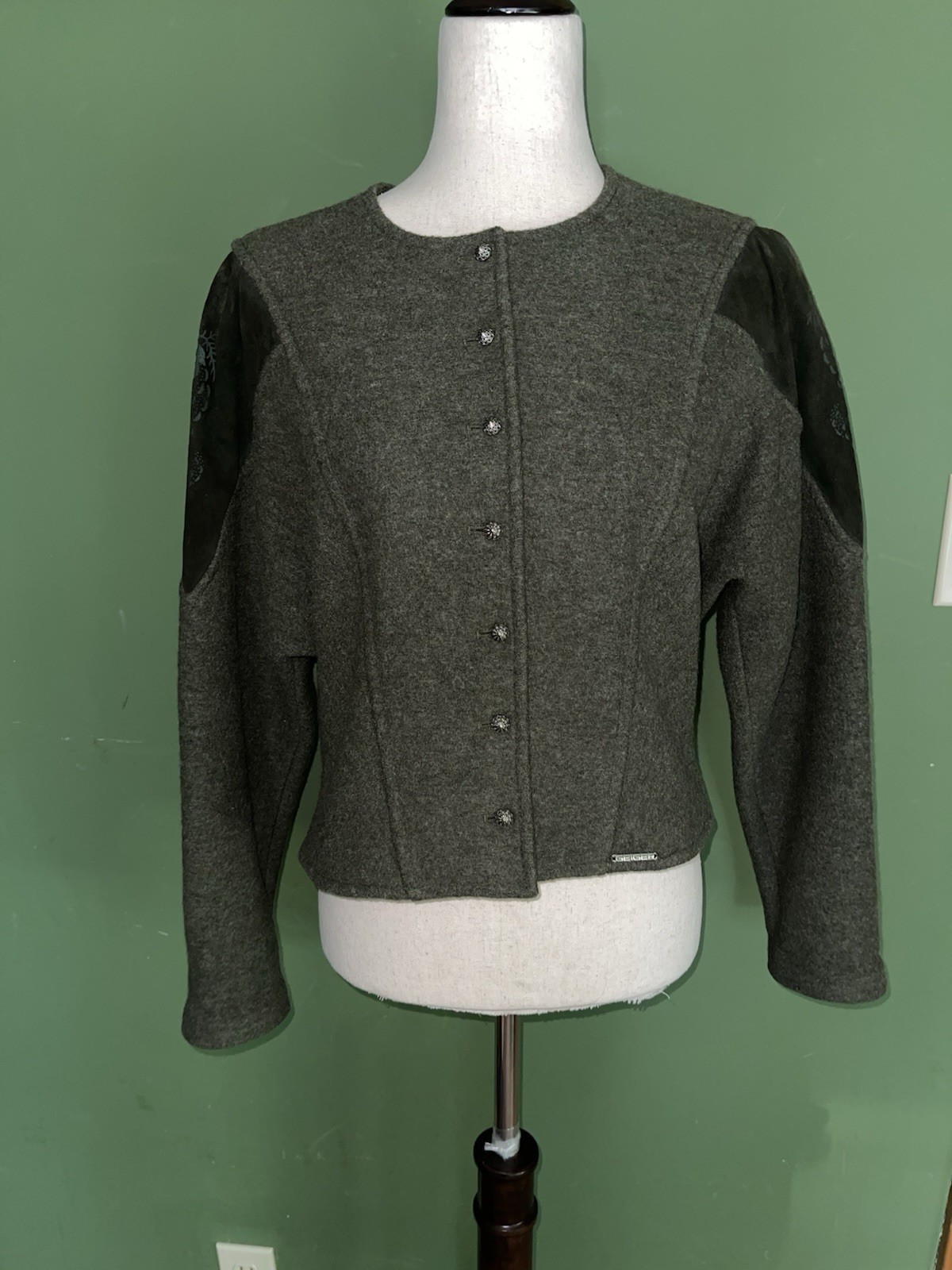 Vintage Austrian Wool Jacket Skirt 2 Piece By Geiger Tyrol Green/Black Size 40