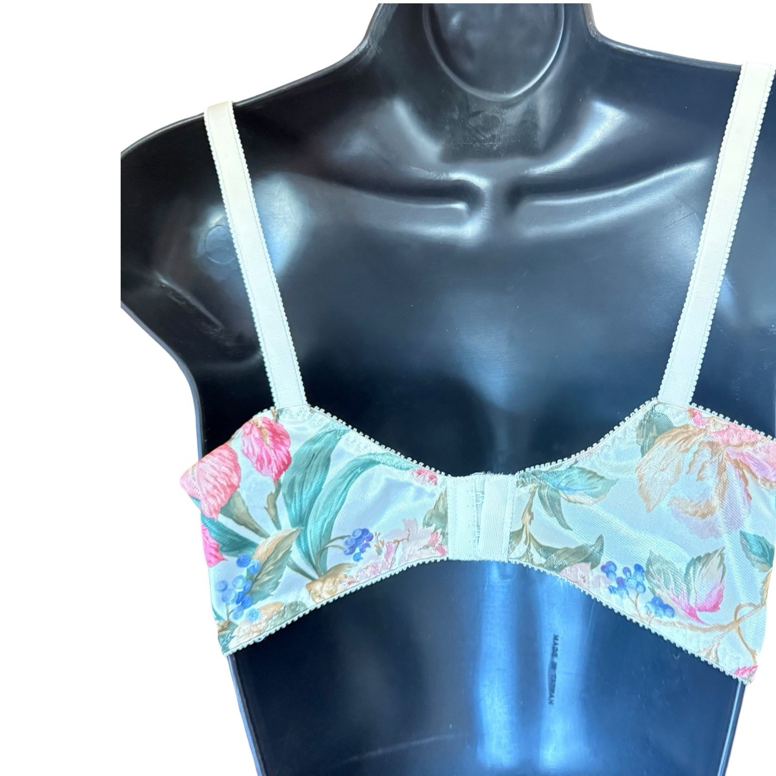 Vintage Maidenform Chantilly Bra 36D Lace Underwire Floral Silky Satin Unlined