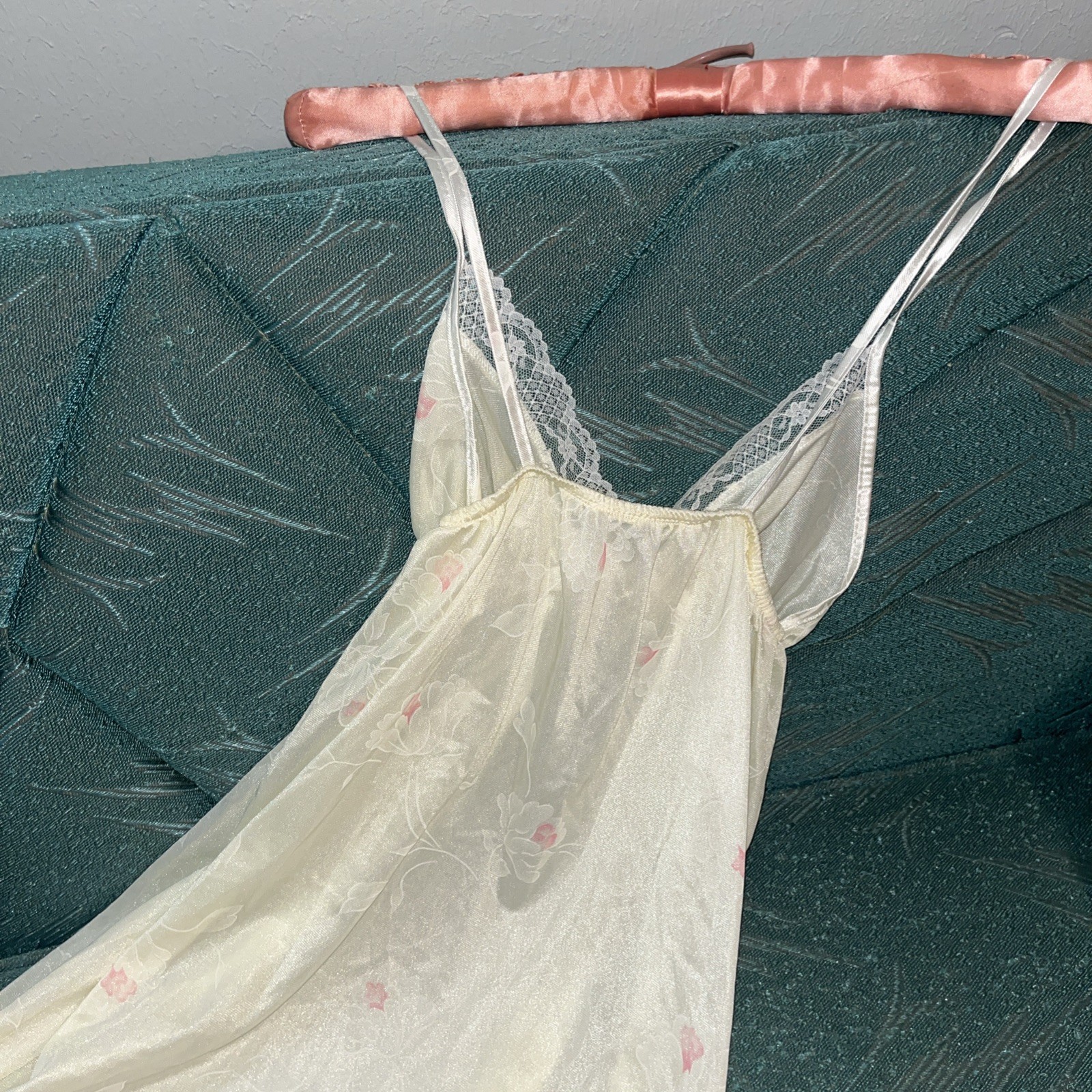 Vtg Val Mode Maxi Nightgown Medium Ivory Floral Pink Flowers Slip Chemise V Neck