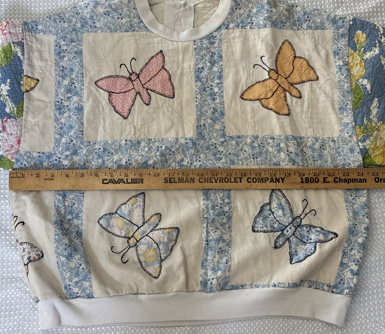 VTG Hand Quilted Patchwork Fabric Butterfly Floral Pullover Sweater Pastels M/L