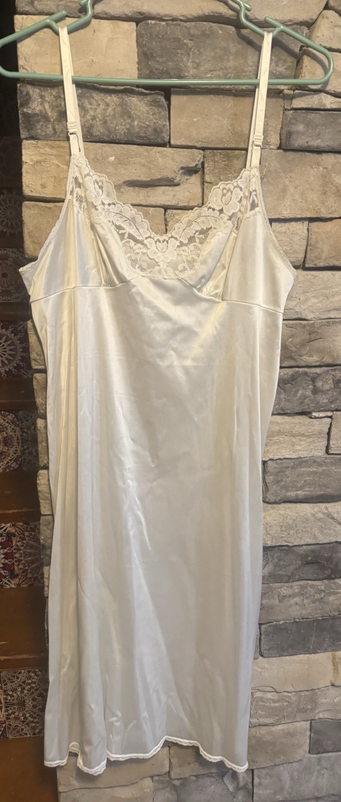 Vintage Vassarette Size 38 Night Gown Slip Woman’s