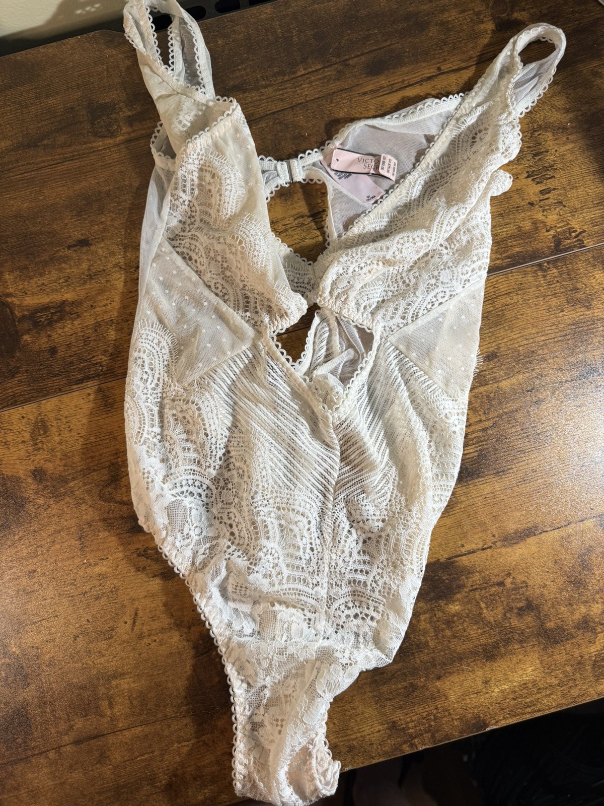 Victoria&rsquo;s Secret Ivory White Lace Mesh Teddy Bodysuit Lingerie Size M