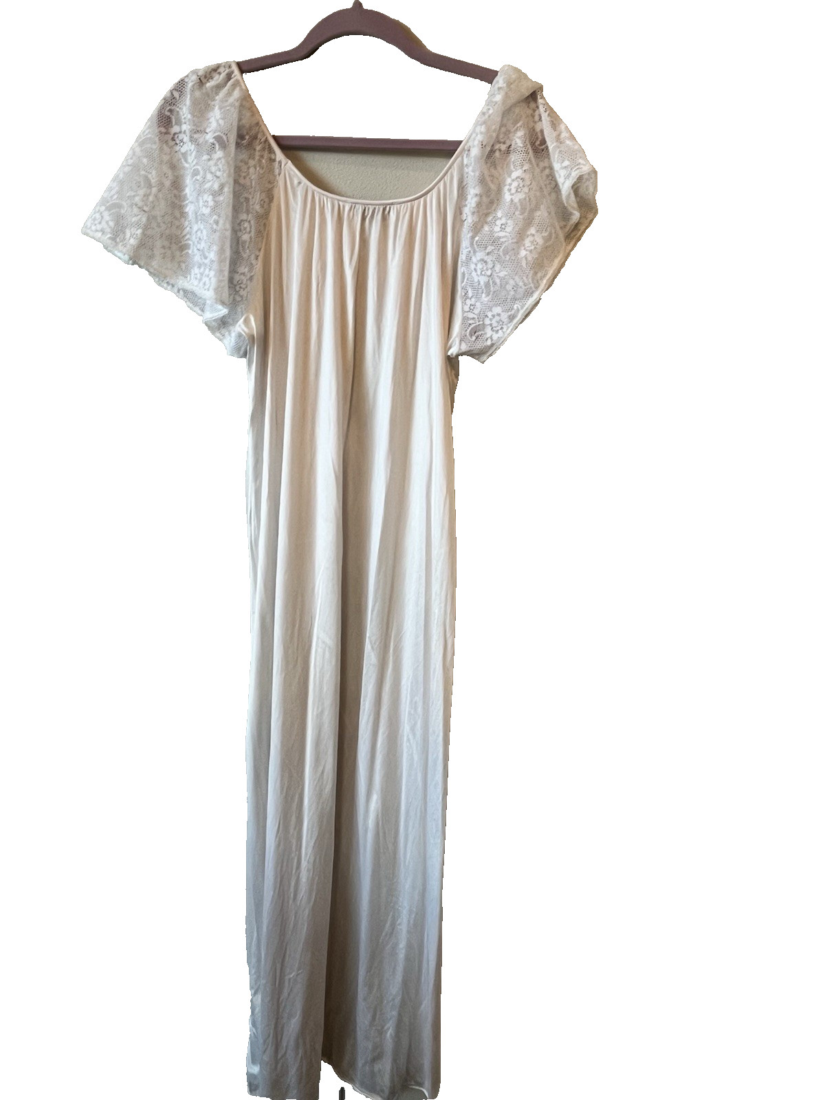 Vintage Val Mode Ivory Full-length Nightgown Lingerie with Puffy Lace Sleeves