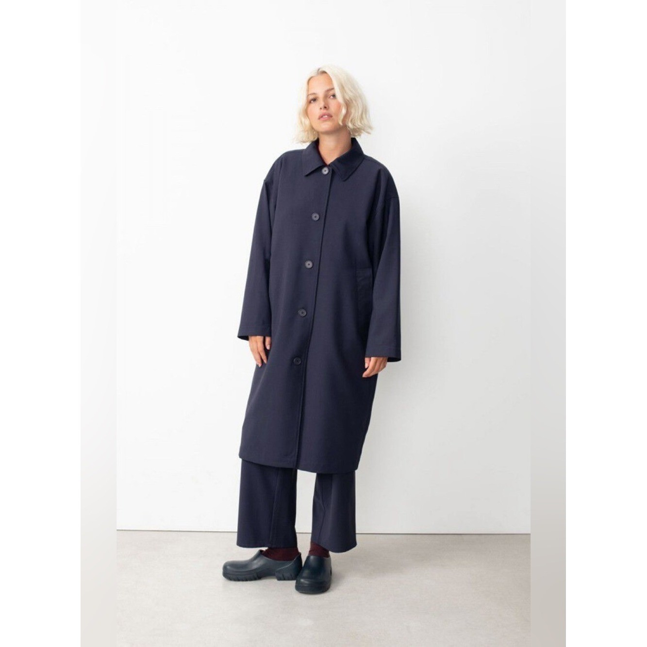 American Vintage Women&rsquo;s size M/L Trench Doacity Coat Navy Lagenlook NWT