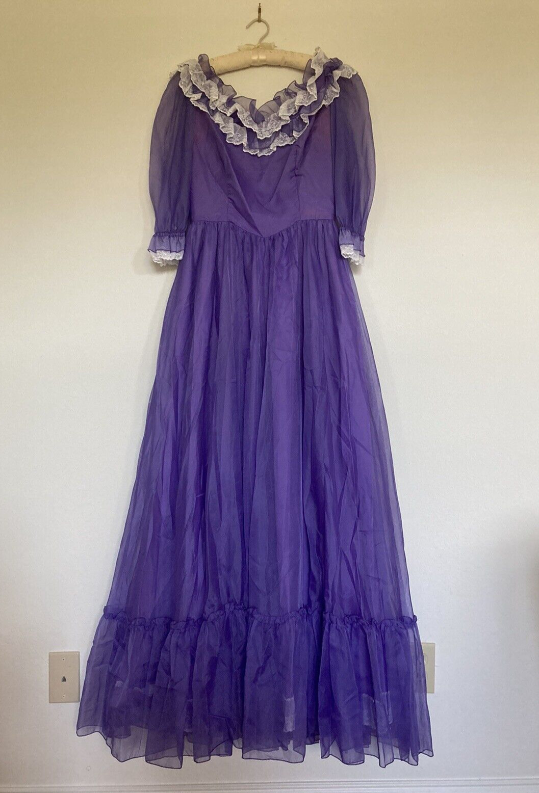 Vintage Union Made Ballgown 13 Purple Colonial Southern Belle Cosplay Romantic