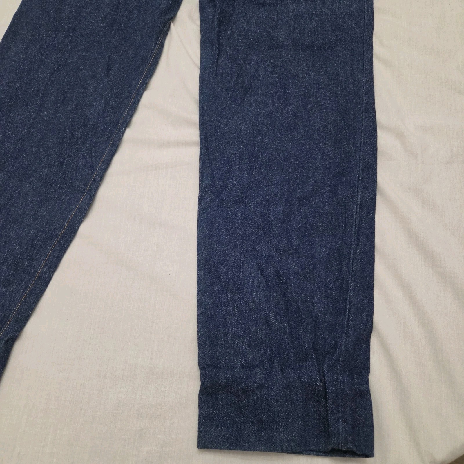 Vintage 80s/90s Levi’s 501 Button Fly Medium Wash Jeans Women’s 13 Made in USA