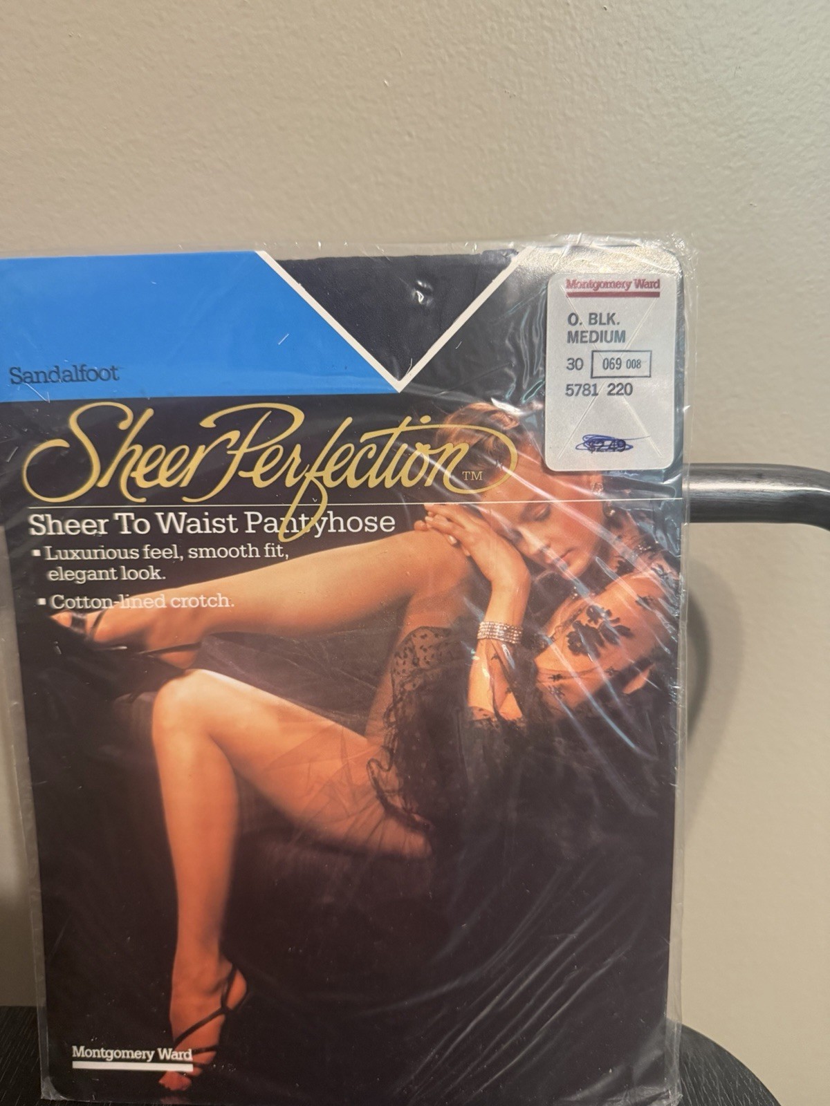 Vintage Montgomery Ward Sheer Perfection Pantyhose Black Medium NOS USA Made