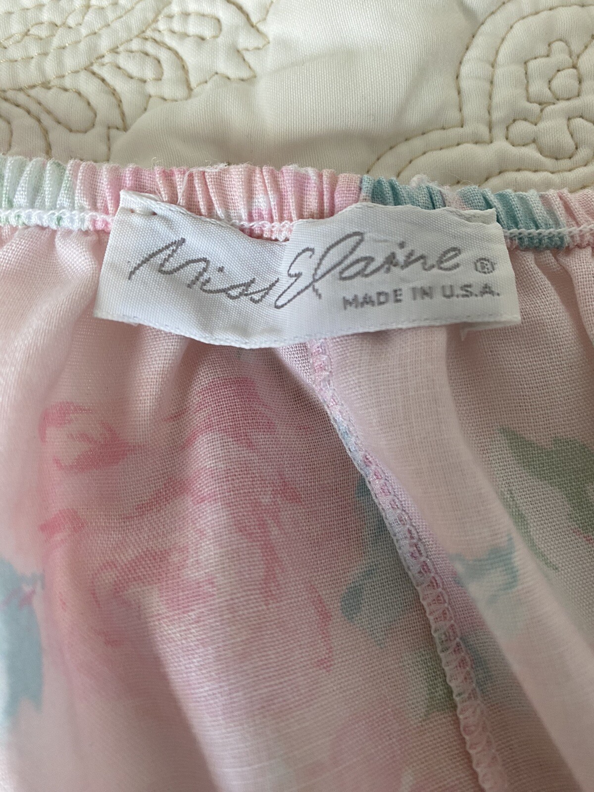 Vintage Miss Elaine Women&rsquo;s Floral Nightgown with Flutter Sleeves SZ M