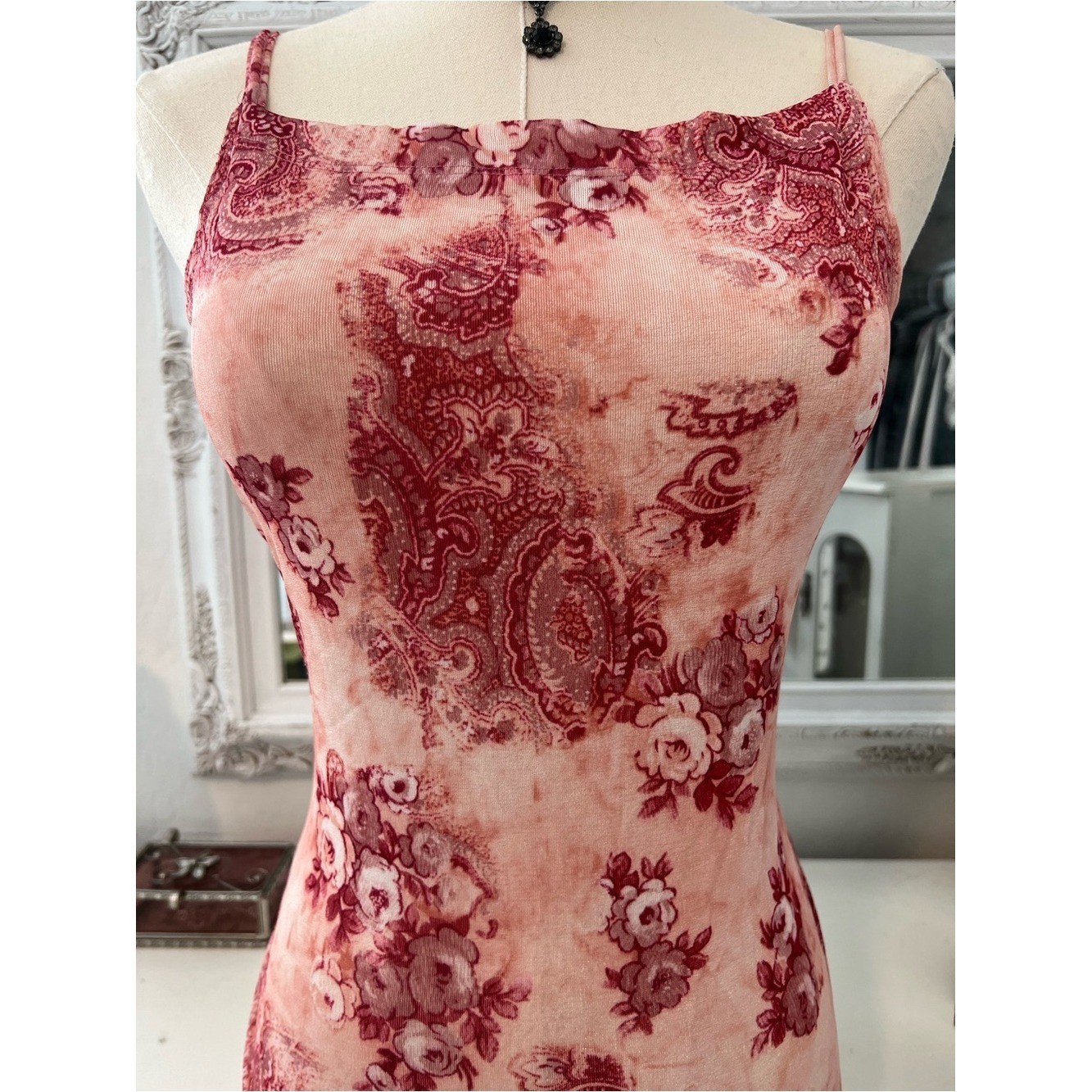 vintage y2k pink paisley print cami tank top