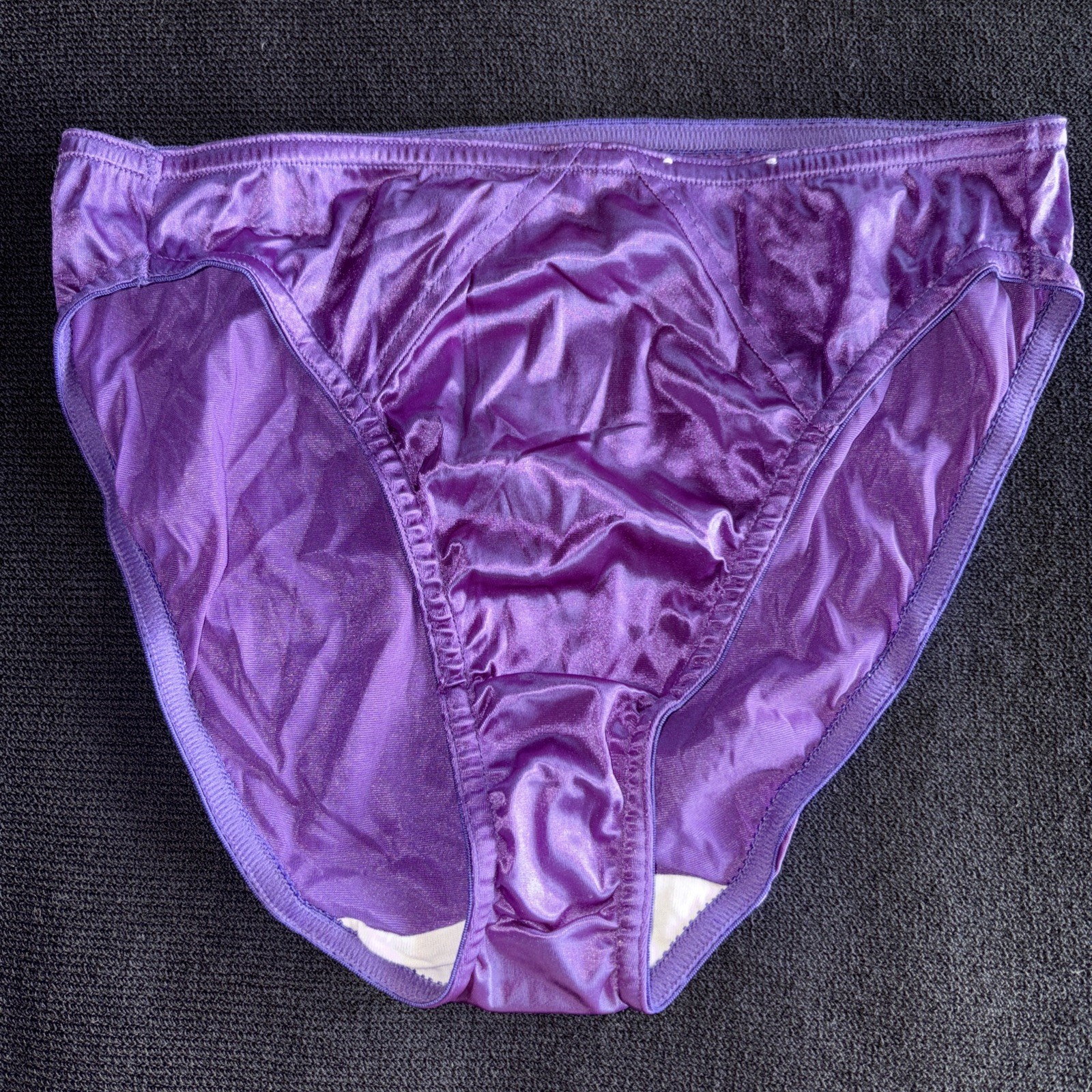 Warner’s Y2K Panties Second Skin Satin 6 M Hi-Cut Bikini Purple Underwear