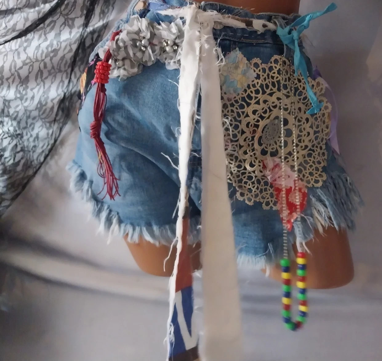 Vtg FRINGE CROCHET REWORKED ART TO WEAR DENIM SHORTS PATCHWORK BOHO HIPPY S