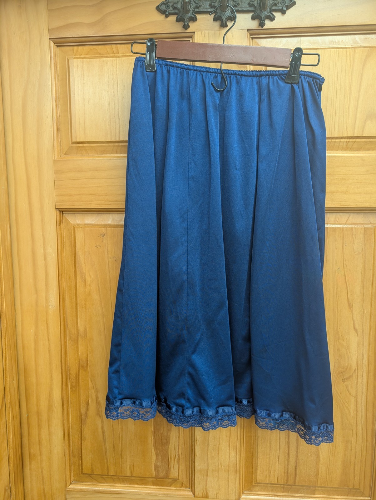 Velrose Women&rsquo;s Half Slip Navy Medium Lace Hem Made in Honduras