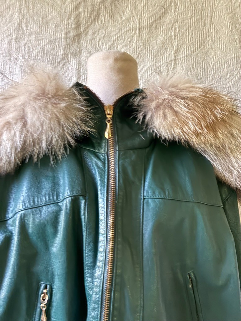 Jacqueline Ferrar Forest Green Leather Parka Coat Women&rsquo;s Large Coyote Fur Hood