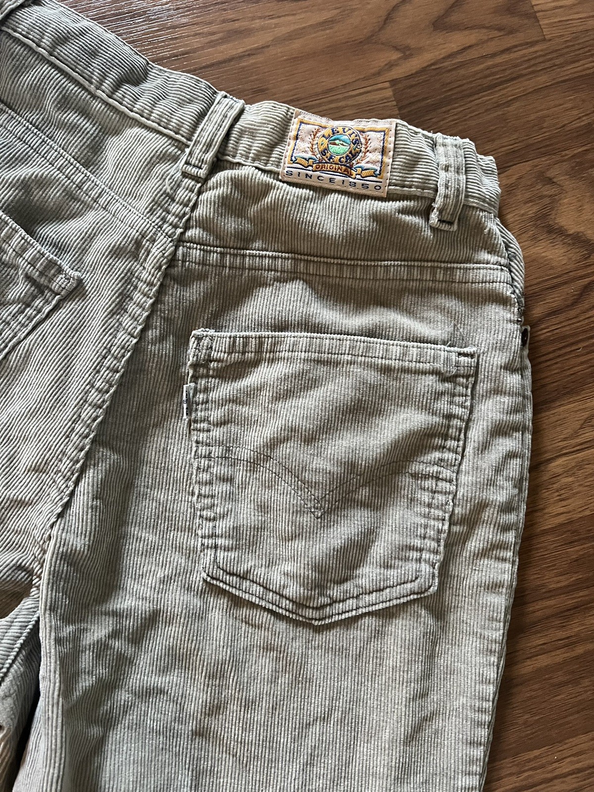 Vintage Levi’s Petites Beige Gray Corduroys Straight Leg 24W