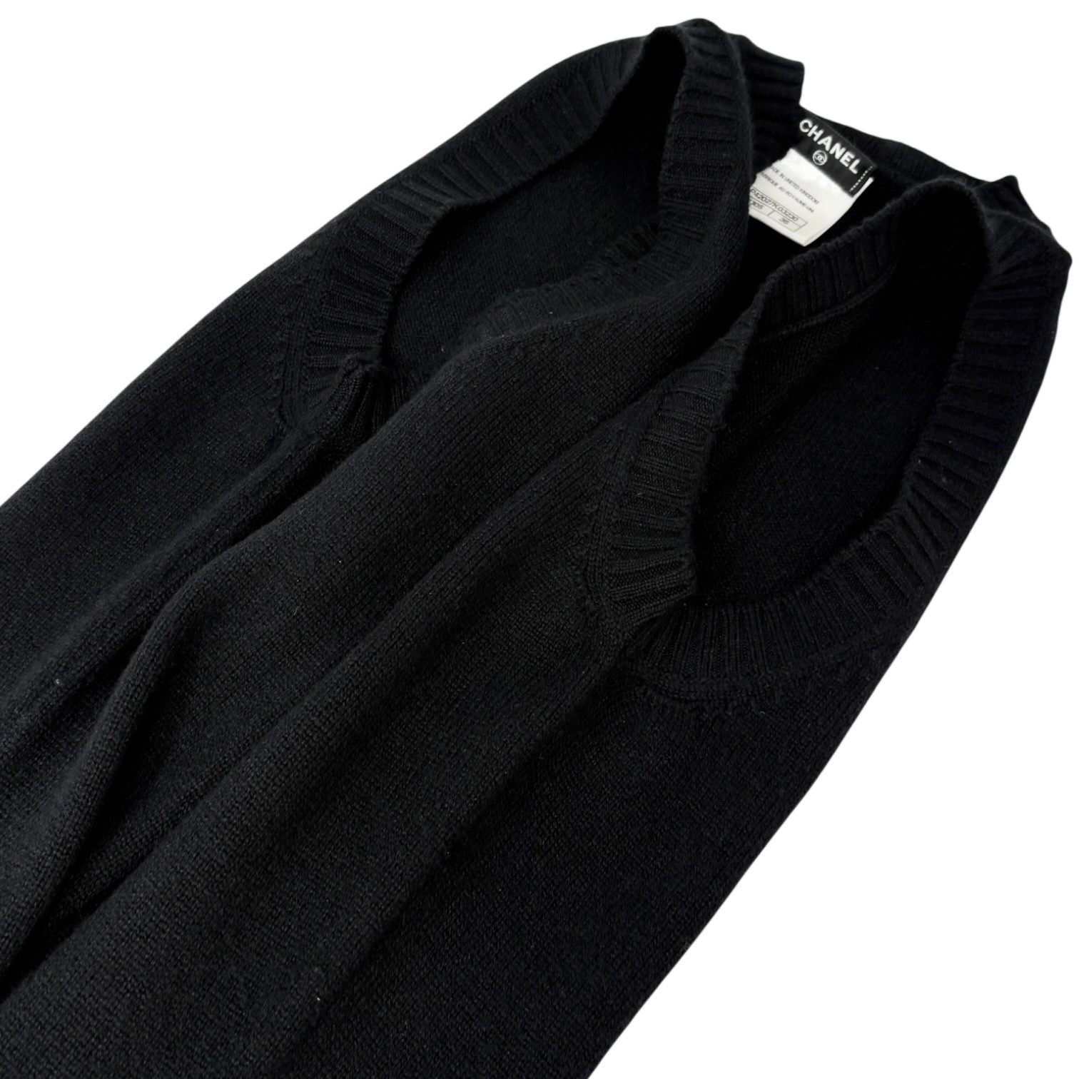 CHANEL Vintage P42027 CC Turnlock Sleeveless Cashmere Knit Dress #36 Black