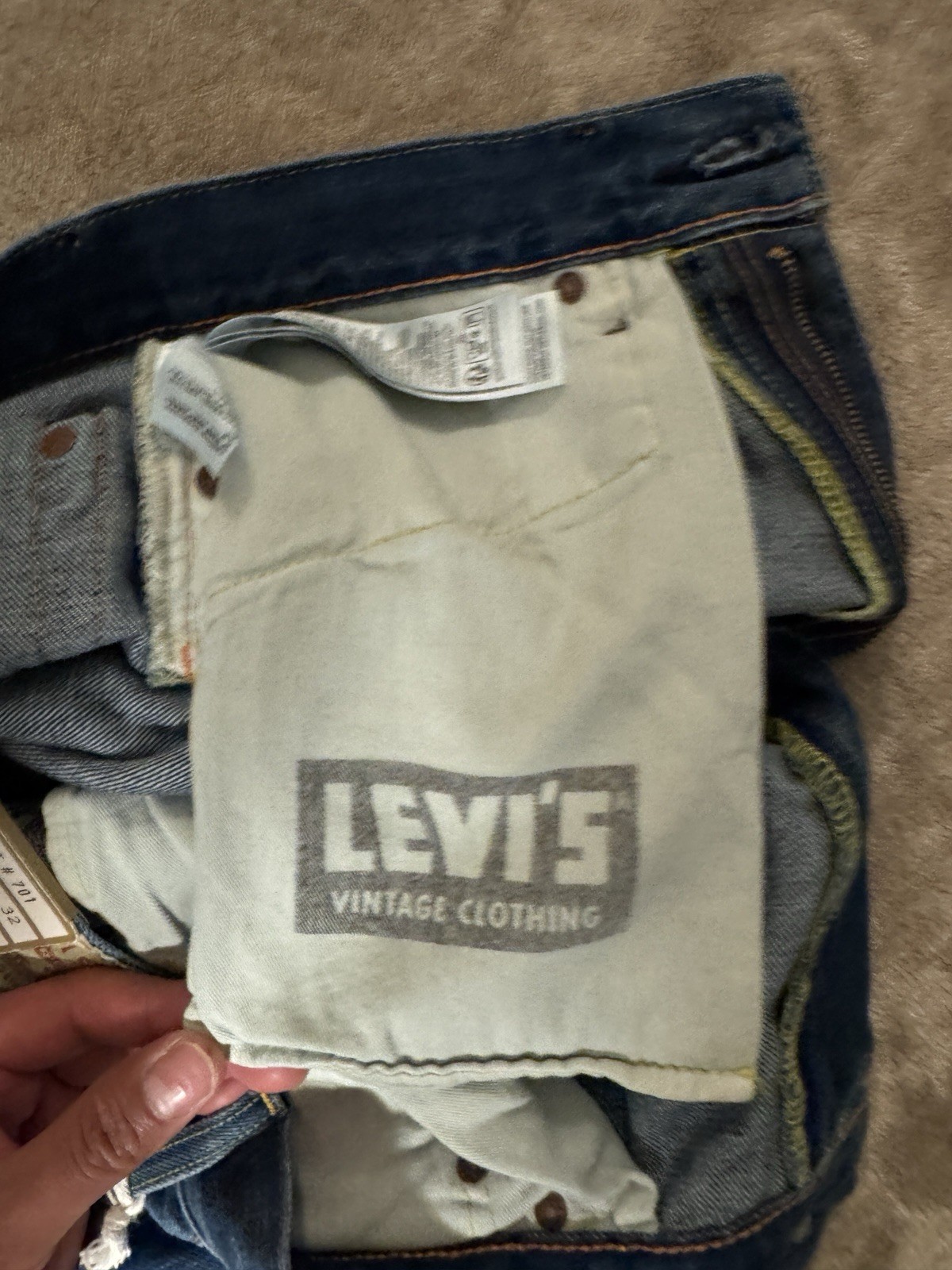 LEVI’S VINTAGE CLOTHING 1950&rsquo;S 701® WOMEN&rsquo;S JEANS SIZE W27 L32