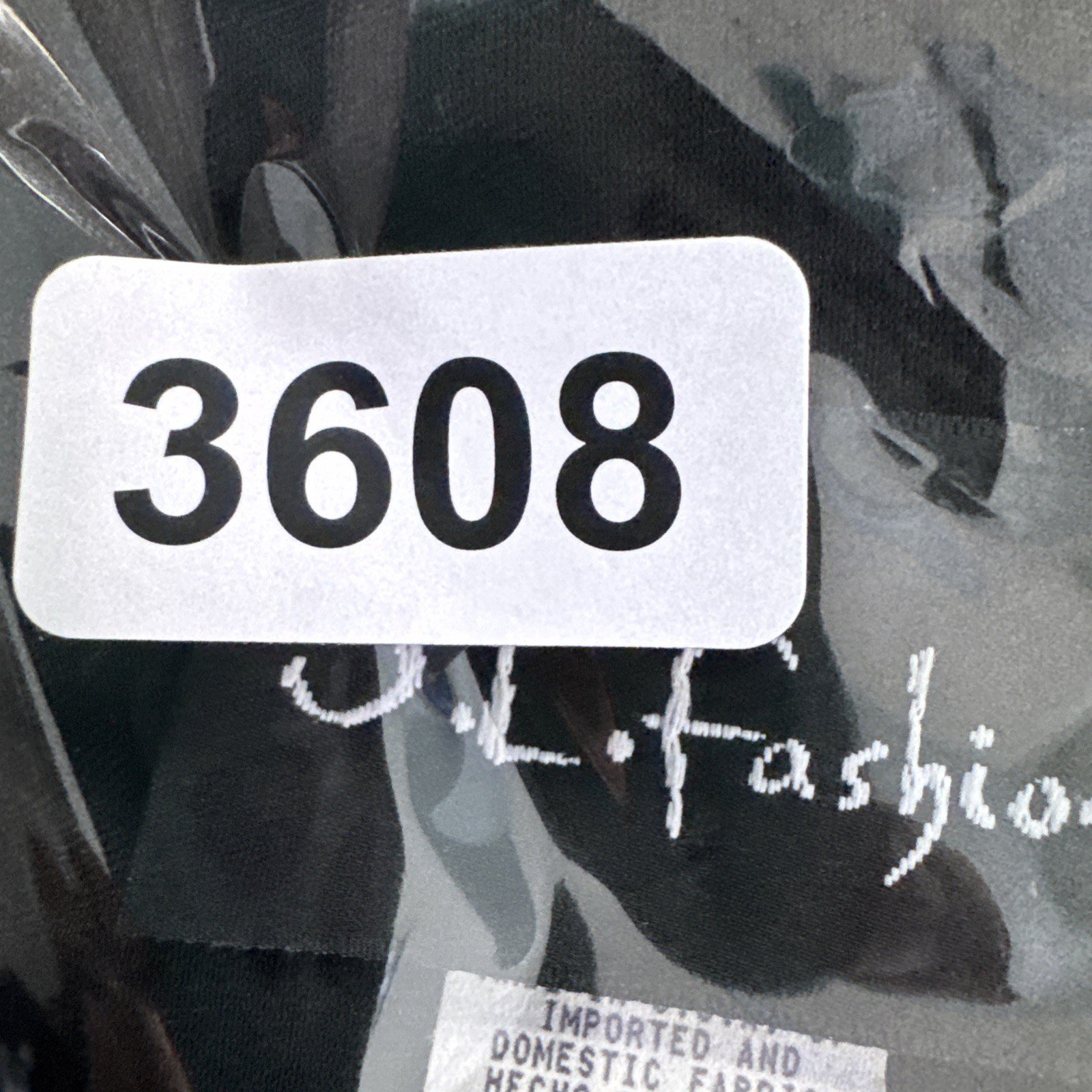 S.L. FASHIONS 16 BLACK SHORT SLEEVE V-NECK BLOUSE-VINTAGE formal embellished