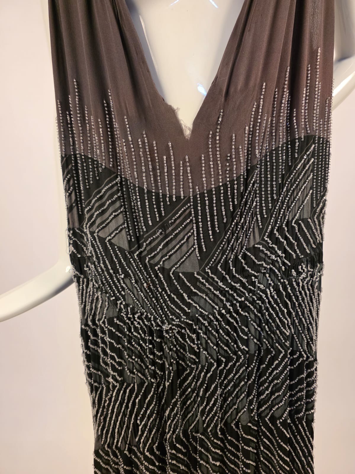 FLAPPER 1920’S BLACK + GREY 2 TONE HEAVILY BEADED DRESS