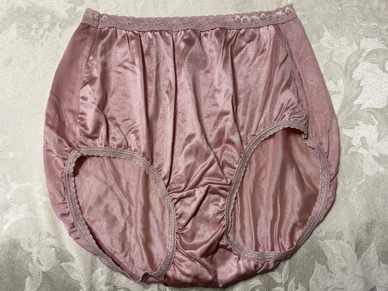 Vtg HANES 100% Nylon Satin Lace Band 7/L Rose Sissy Panties #300