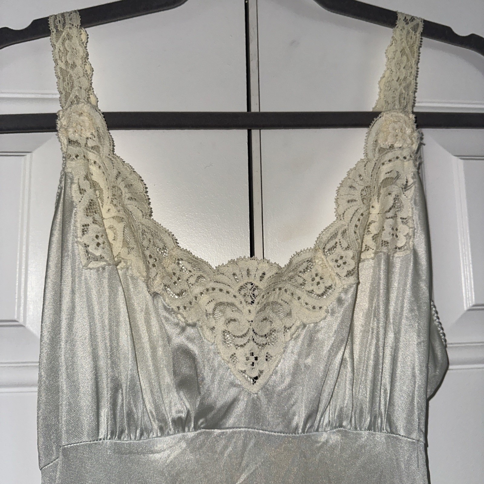 Vintage Miss Elaine Long Lt Blue Nightgown Peignoir Robe Set Petite Union USA