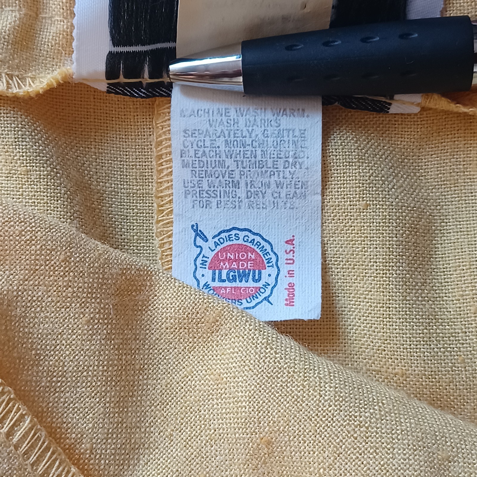 Vtg Joyce Sportswear Yellow Pencil Straight Skirt Pleats Sz 13/14 Made in USA