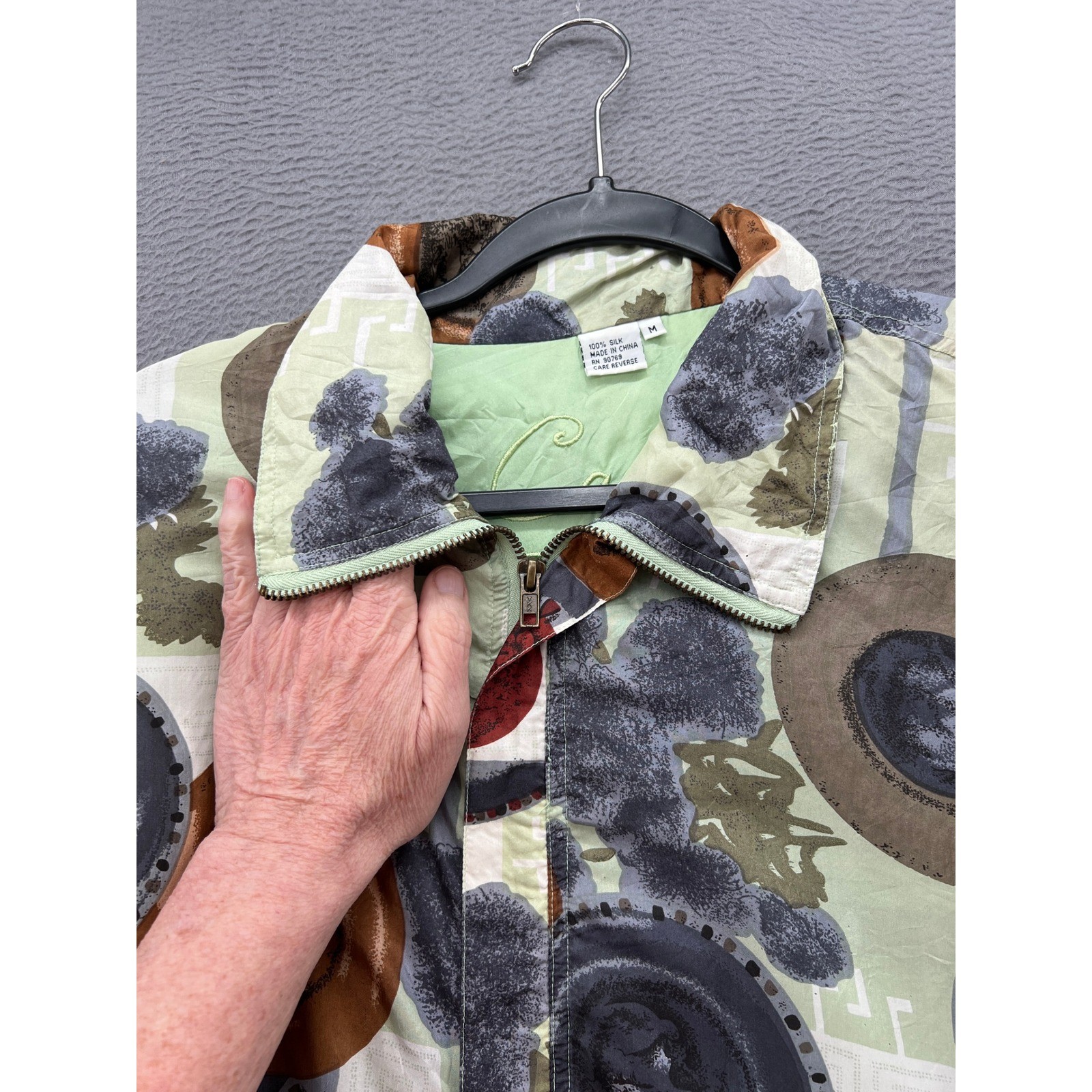 VTG Carte 100% Silk Bomber Jacket Abstract Medallion Print Sage Green Medium