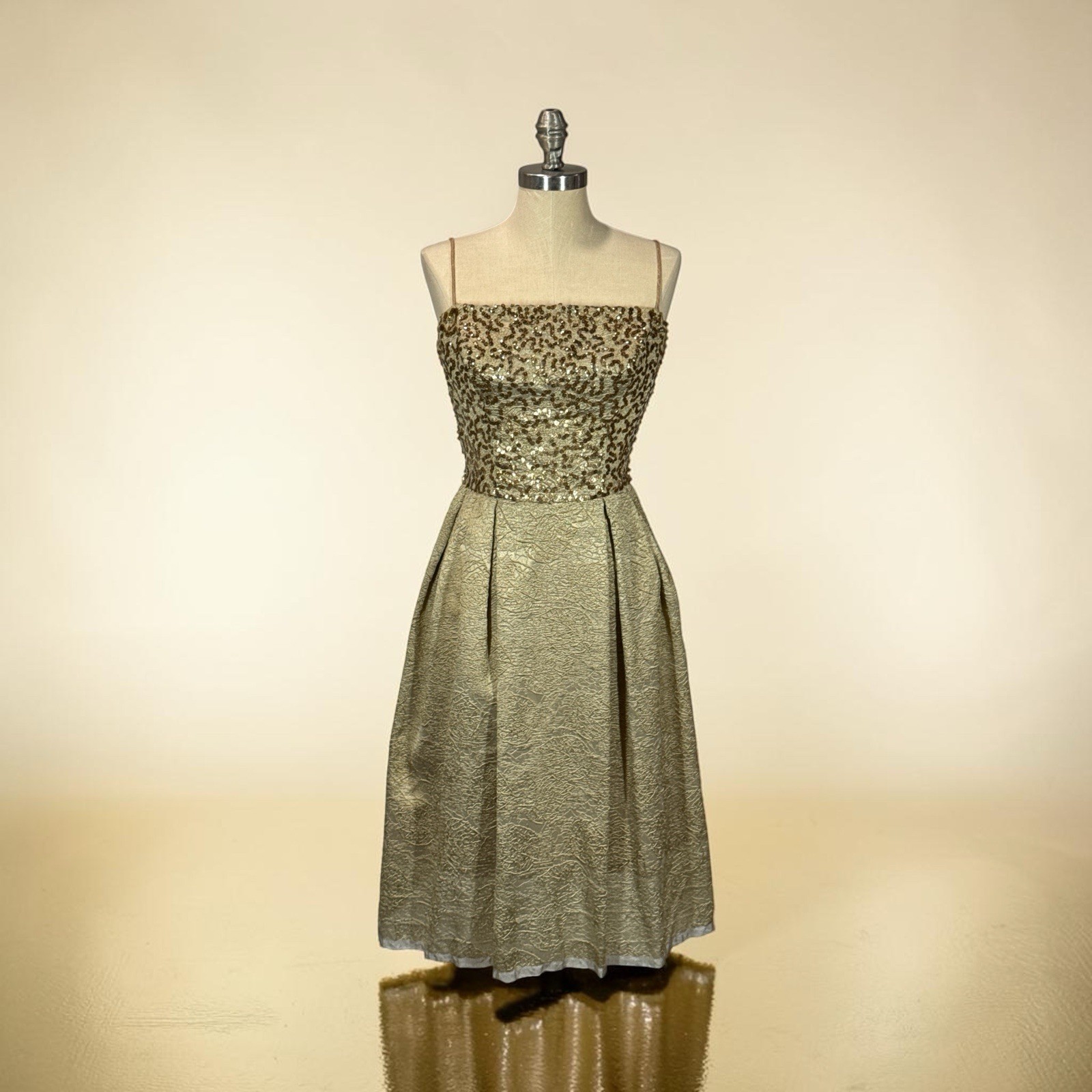 Will Steinman Women&rsquo;s Dress XS Gold Sequin Brocade Cocktail Party Vintage ILGWU