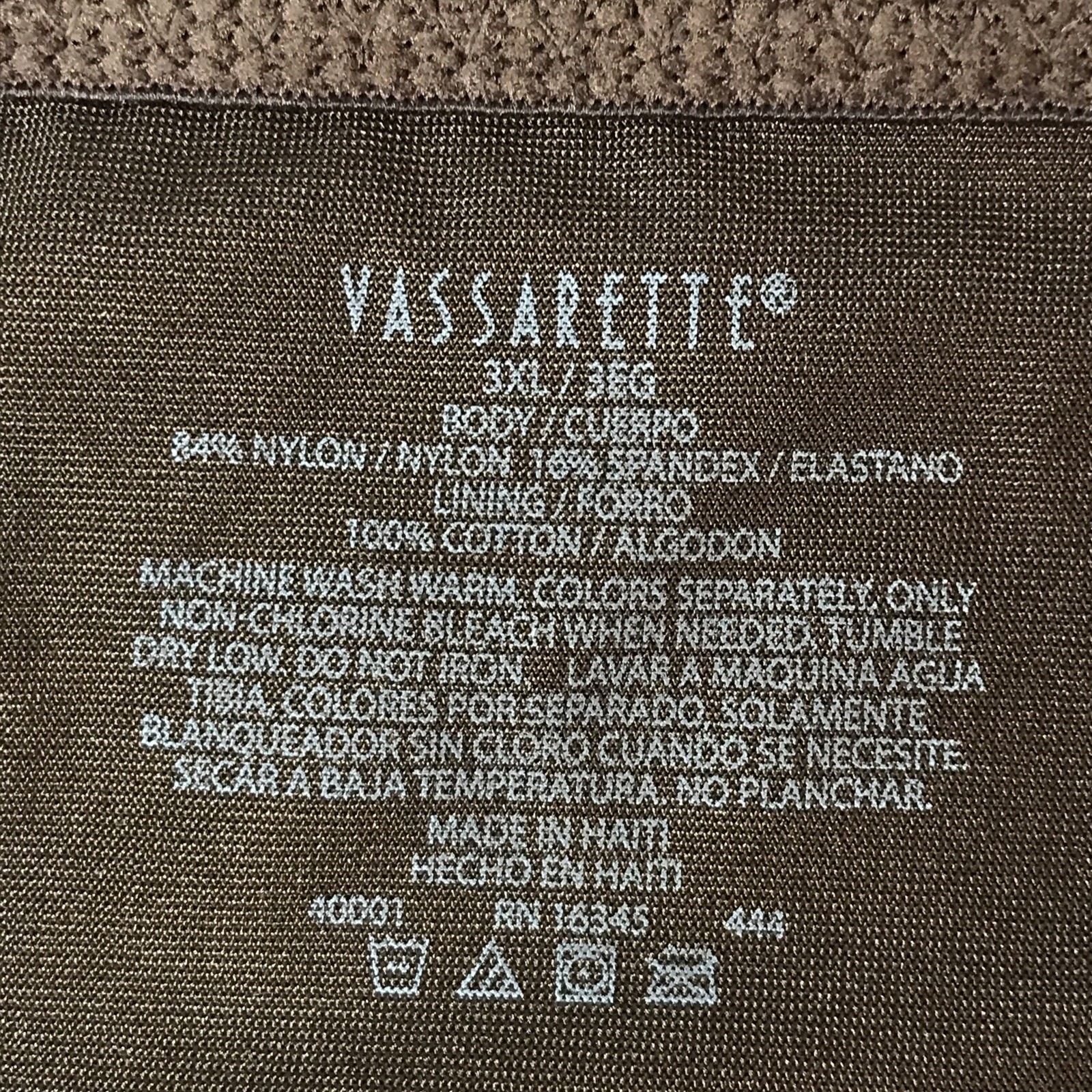 3X Vassarette Undershapers Light Control Panties Second Skin Satin NWT a