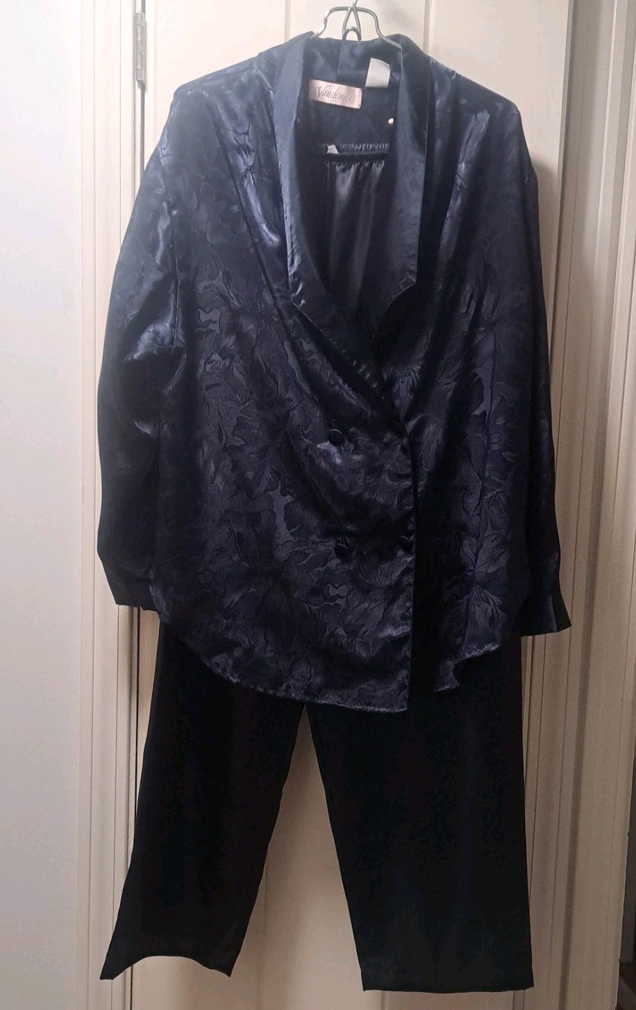 Vandemere VTG Pajama Set Womens Navy Blue Floral Long Sleeve Top Bottoms Buttons
