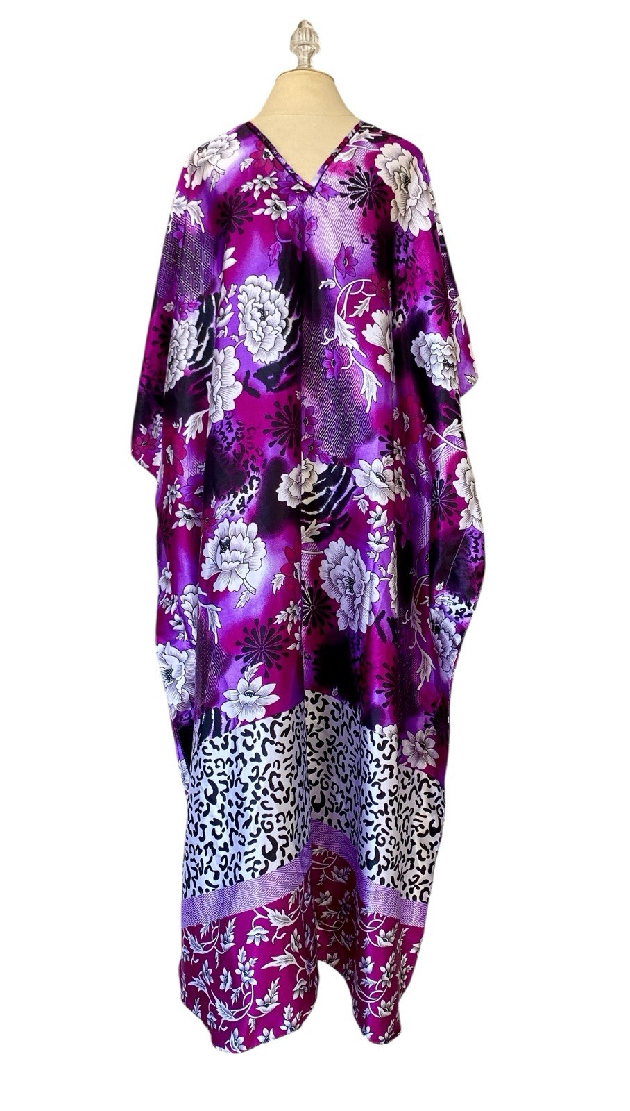 Vintage Winlar Kaftan Purple Silky Floral Multicolor Beach Lounge Dress Mumu