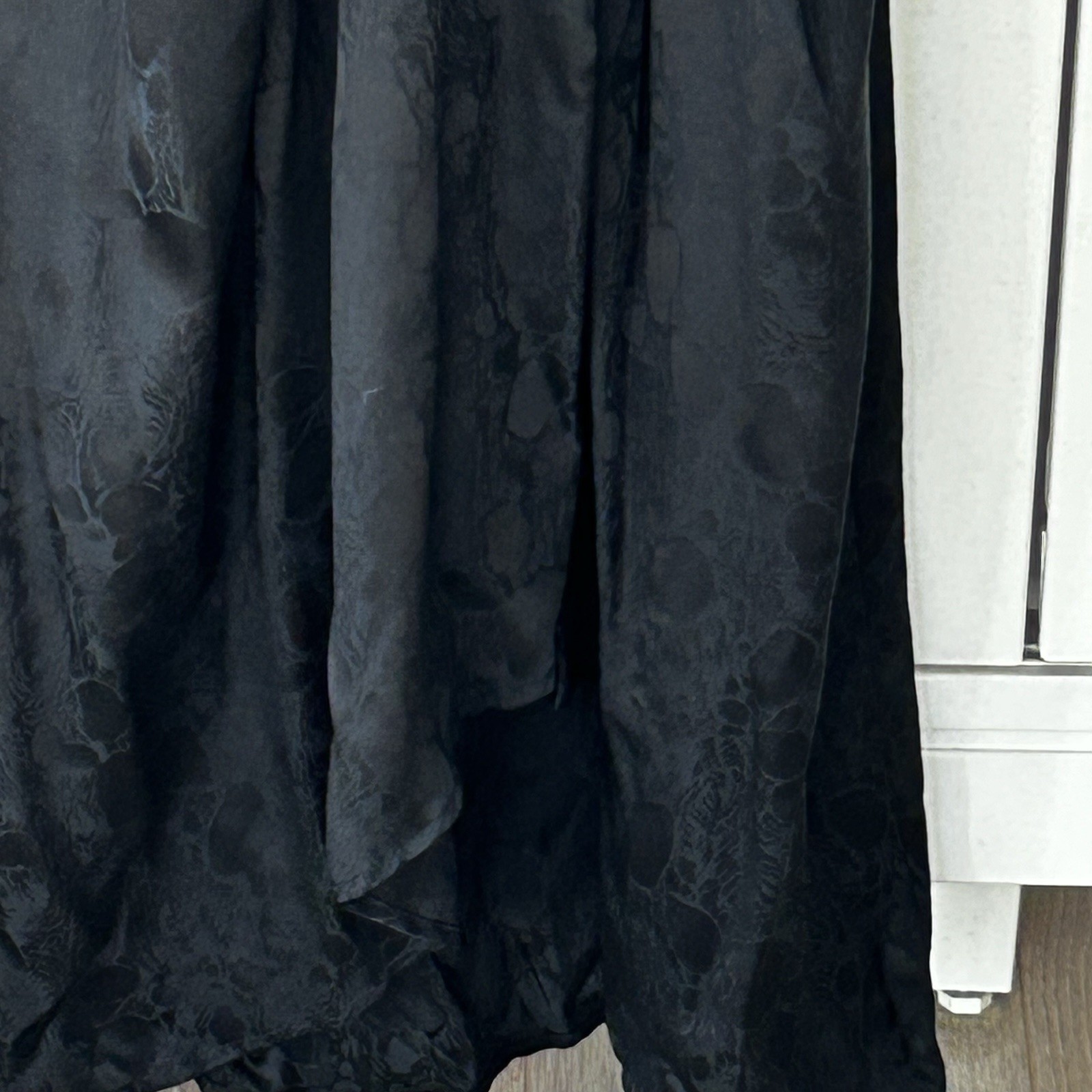 Vintage Argenti Dreaped Silk Wrap Dress Size 6 Floral Black Midi Shoulder Pads