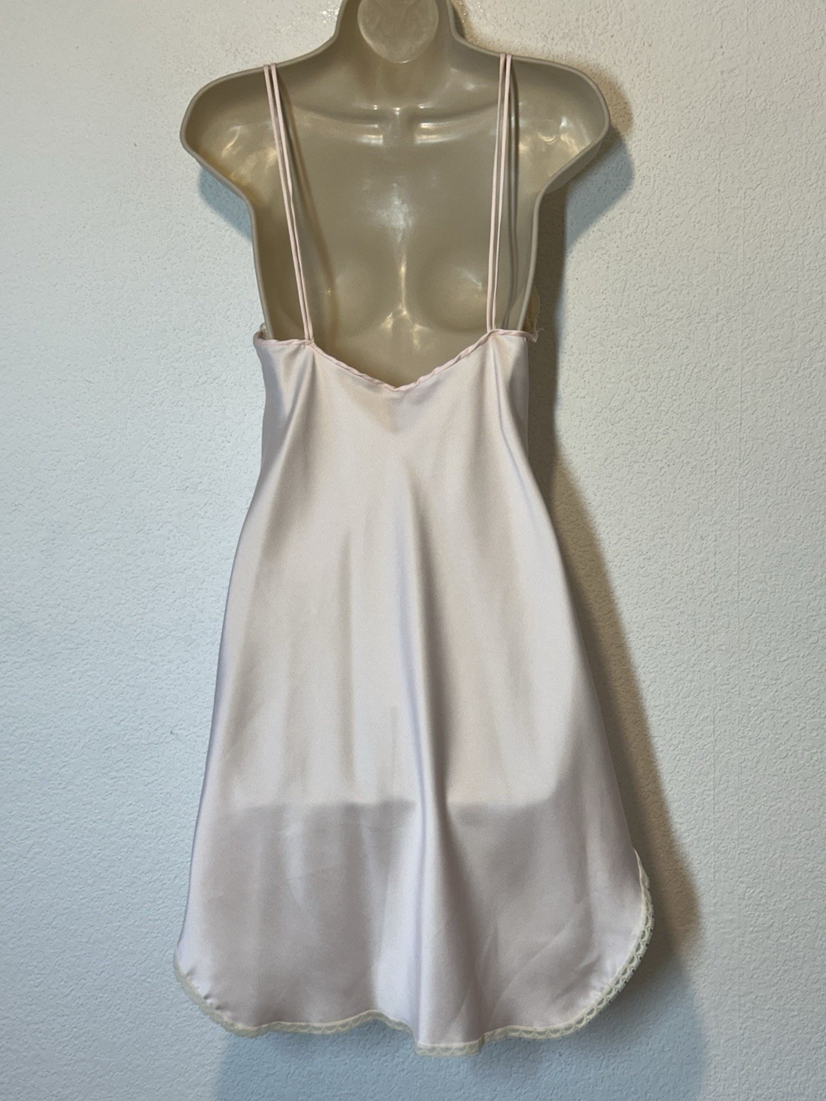 VTG 70s Miss Elaine Pink Satin Slip Dress Nighty #2216 Gold Union Tag USA
