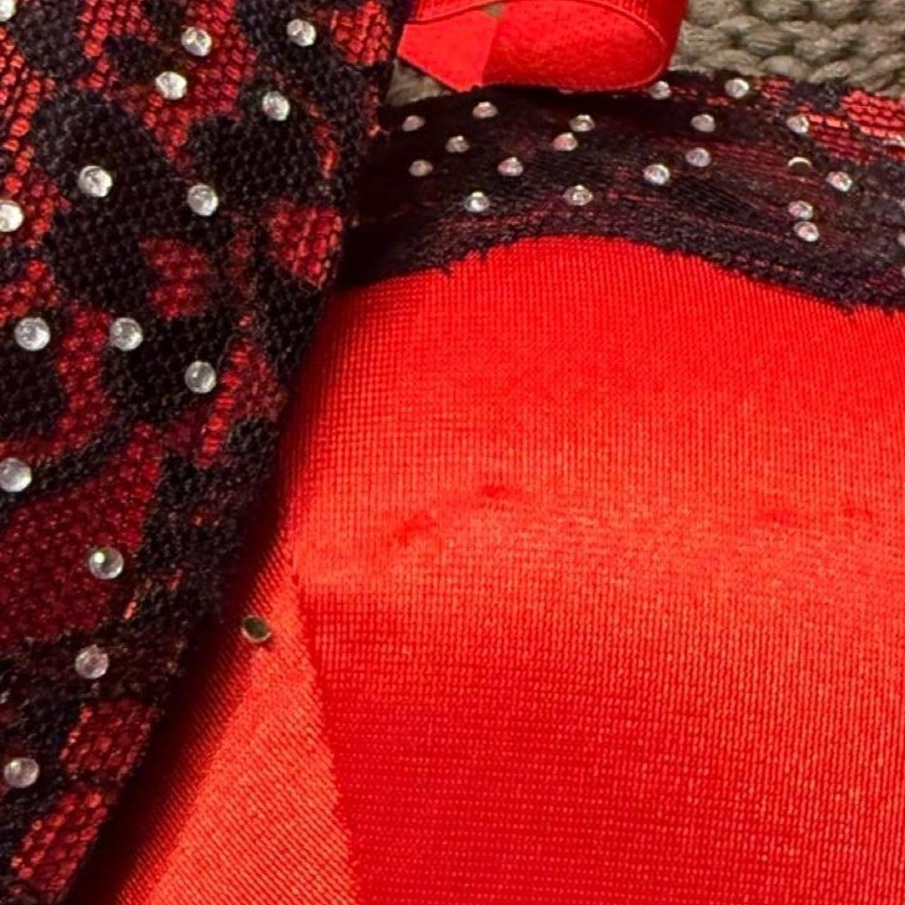 Madison Ave Intimates Red & black lacy babydoll dress