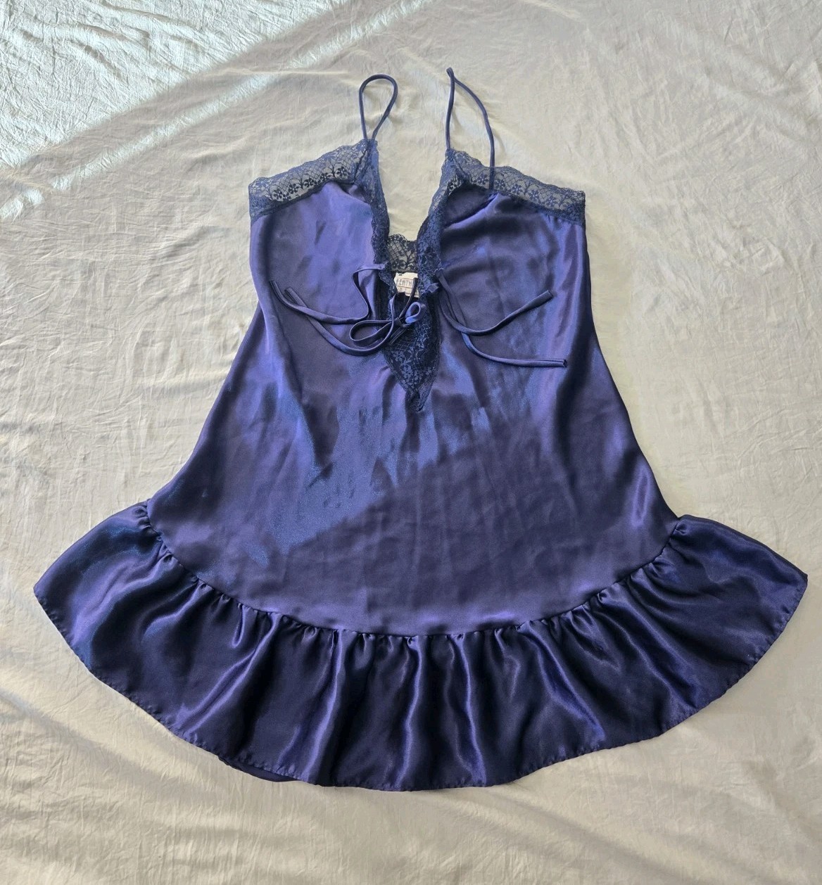 Vintage Feather Bed Intimates Blue Satin Finish Lace Chemise Nightgown M