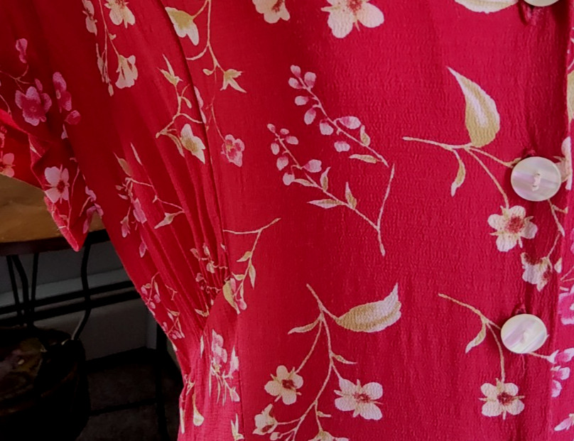 VTG RED FLORAL 1940s STYLE DAY DRESS Retro 90s Rayon. Tea Length Swingy Sz 14/16
