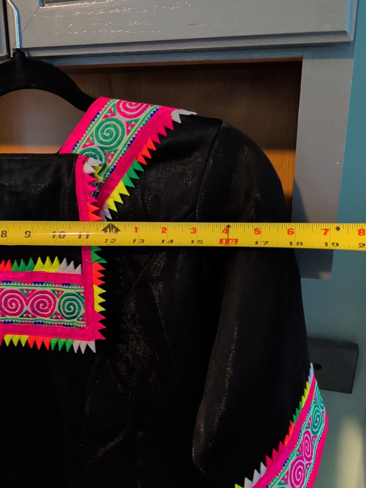 Hand Embroidered Vintage Hmong Jacket Size M