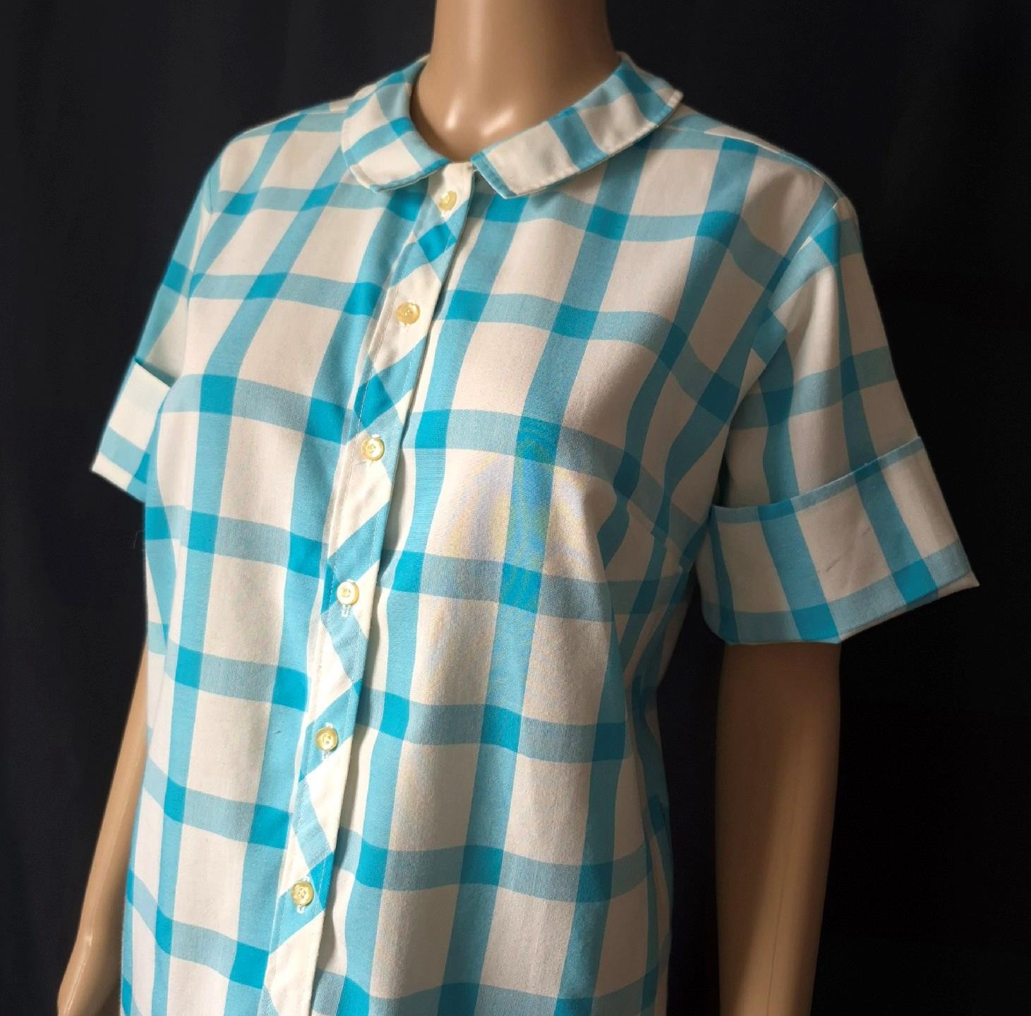 BLUE & WHITE WINDOWPANE 1960s Vintage Shift HOUSE DRESS – 40 inch waist