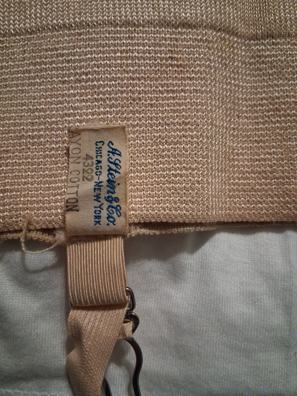 VINTAGE 1940s Hickory Girdle Size Small 24-26 Inches New Without Tags Or Box