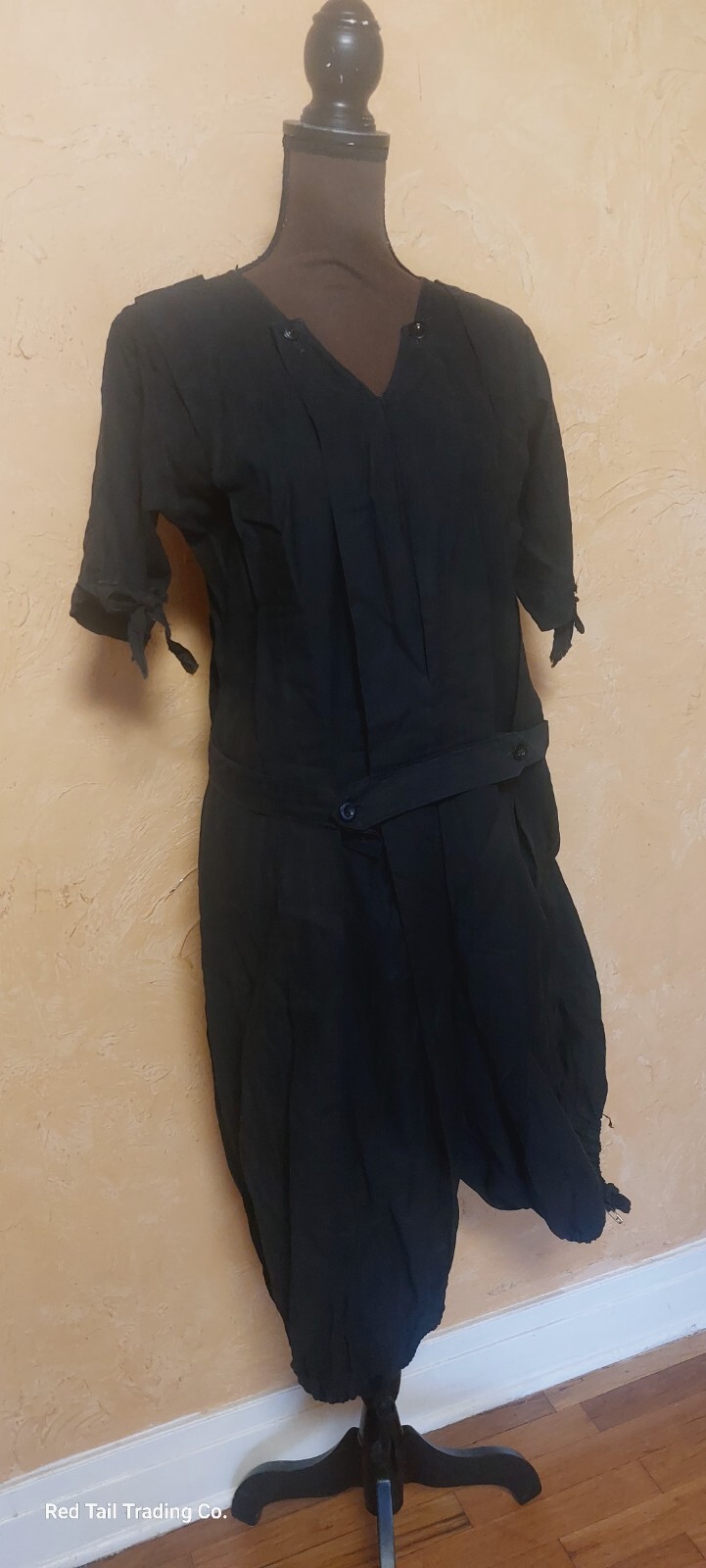 Museum Quality 1910s Edwardian Black Cotton Gymsuit, playsuit, Made By « Winner »