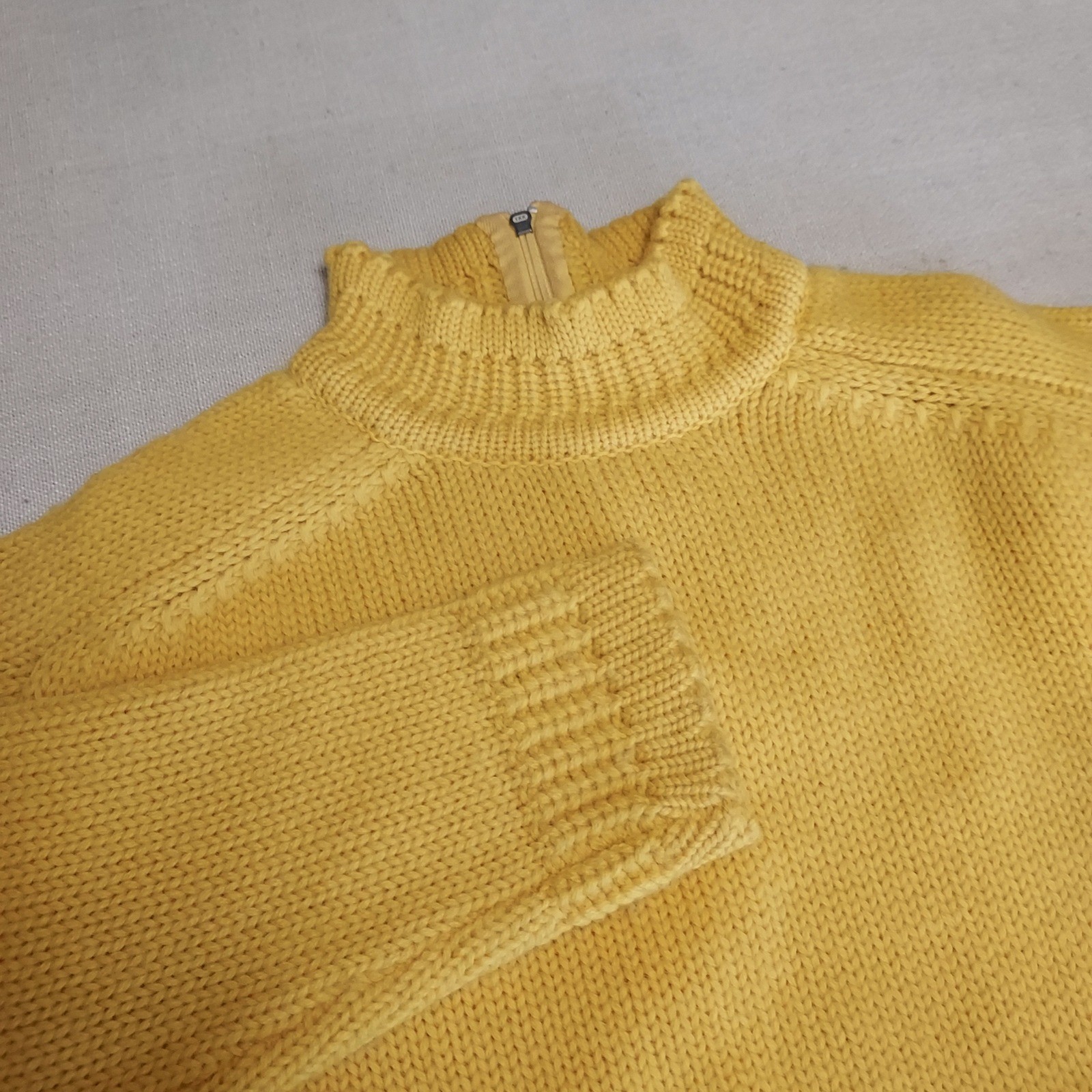 Vintage White Stag Knit Sweater 1/4 Zip Gold Yellow Pullover Mock Neck Medium