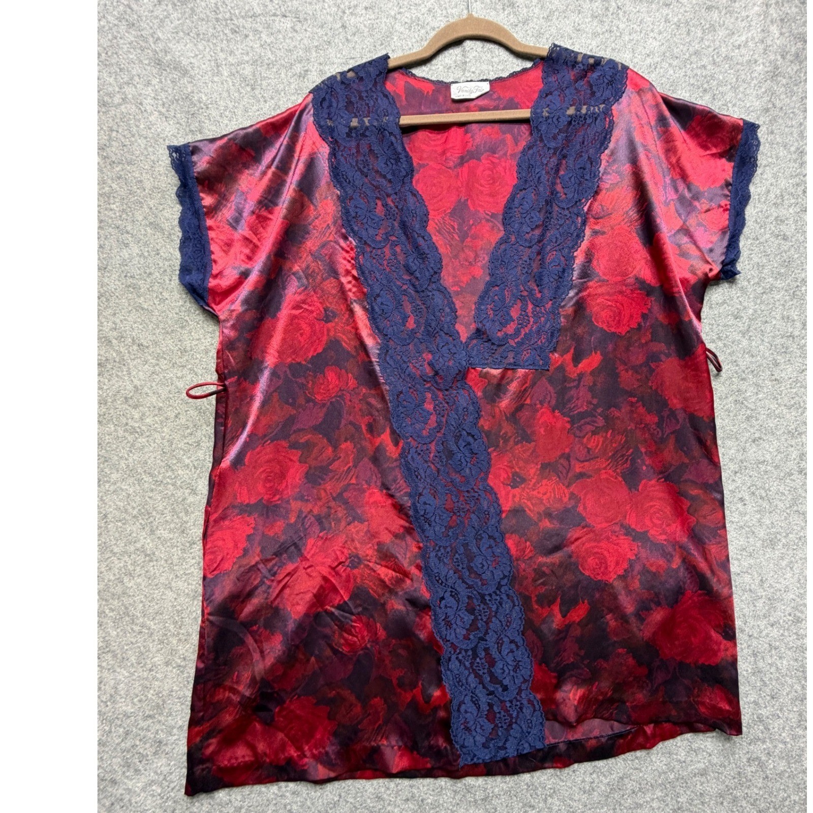 Vintage Vanity Fair Red Rose Floral Satin Lace Nightgown Made in USA Large