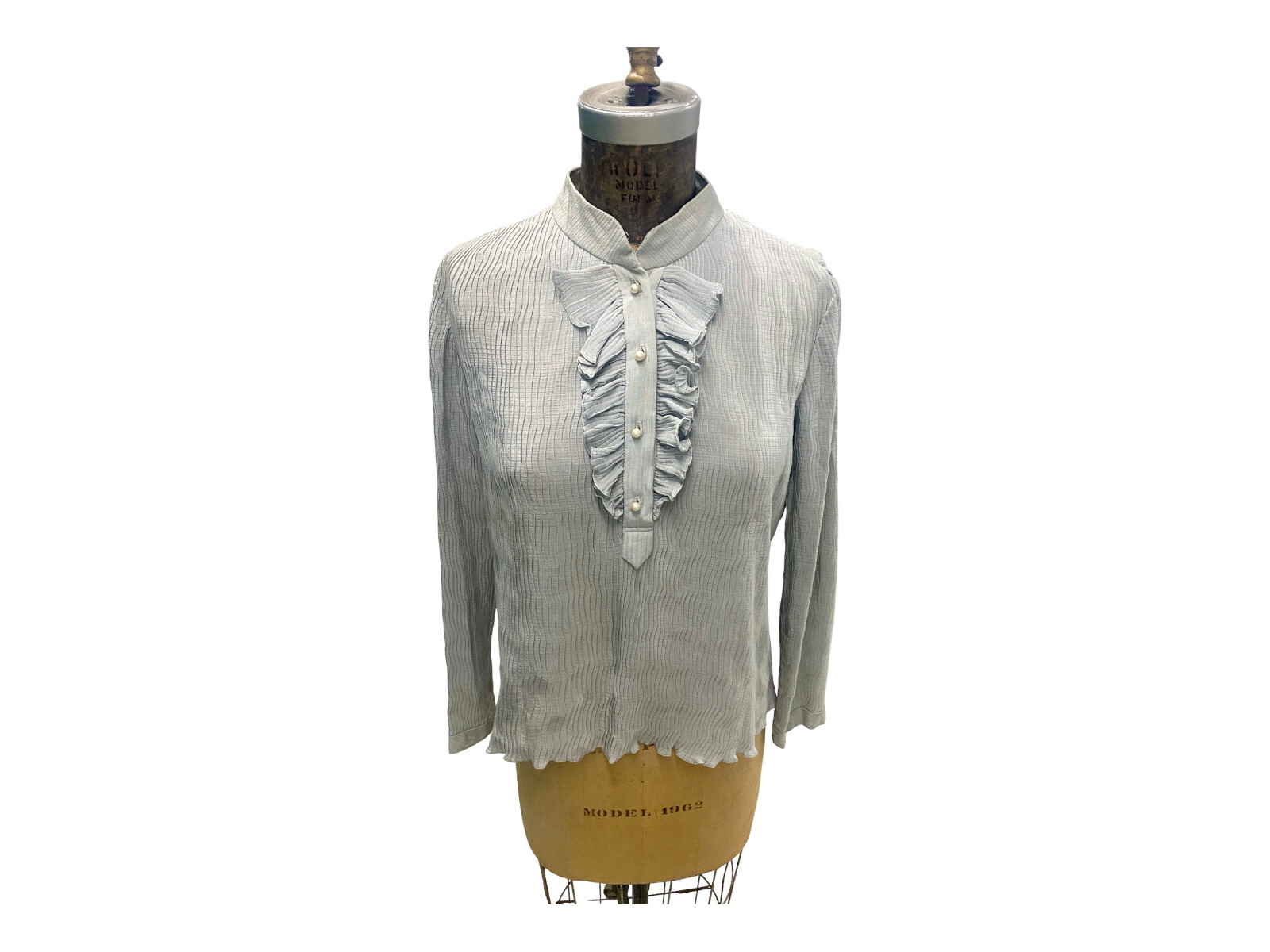 Vintage 70&rsquo;s Matti Of Lynne Gray Ruffled Pearl Button Blouse Med- Large