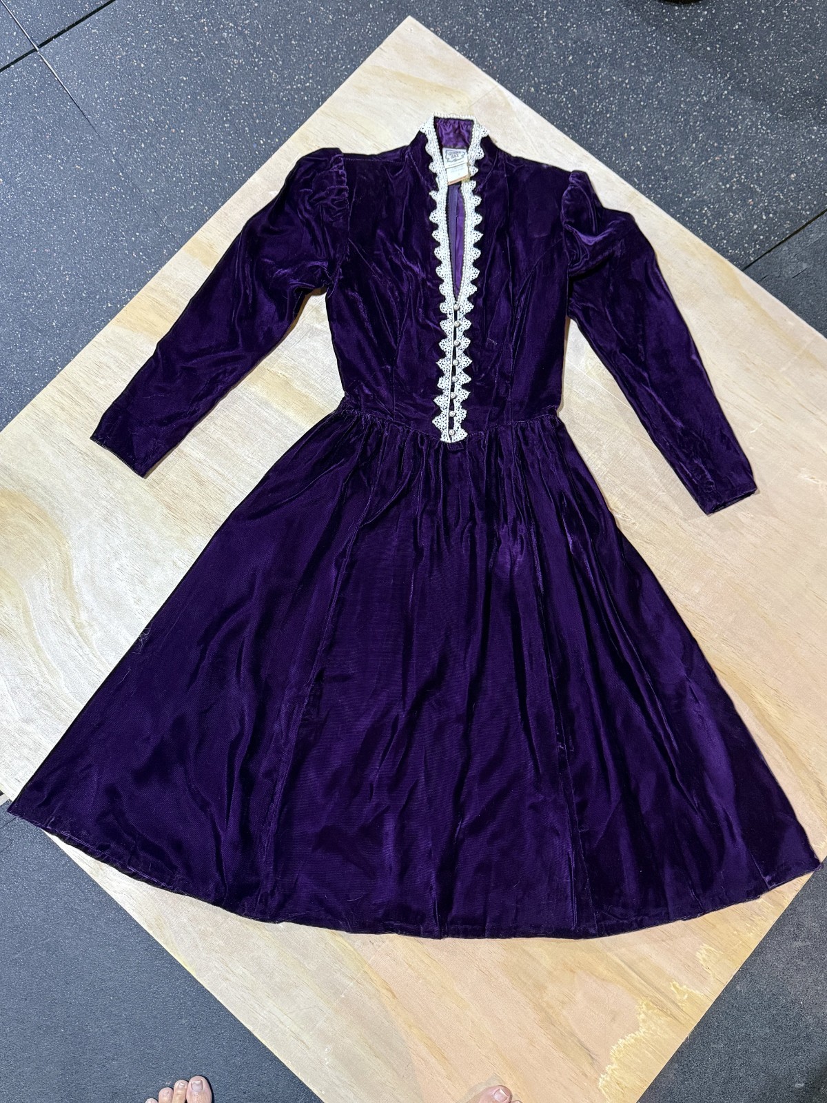 Vintage 70s Gunne Sax Jessica McClintock Purple Velvet Midi Dress Size 5