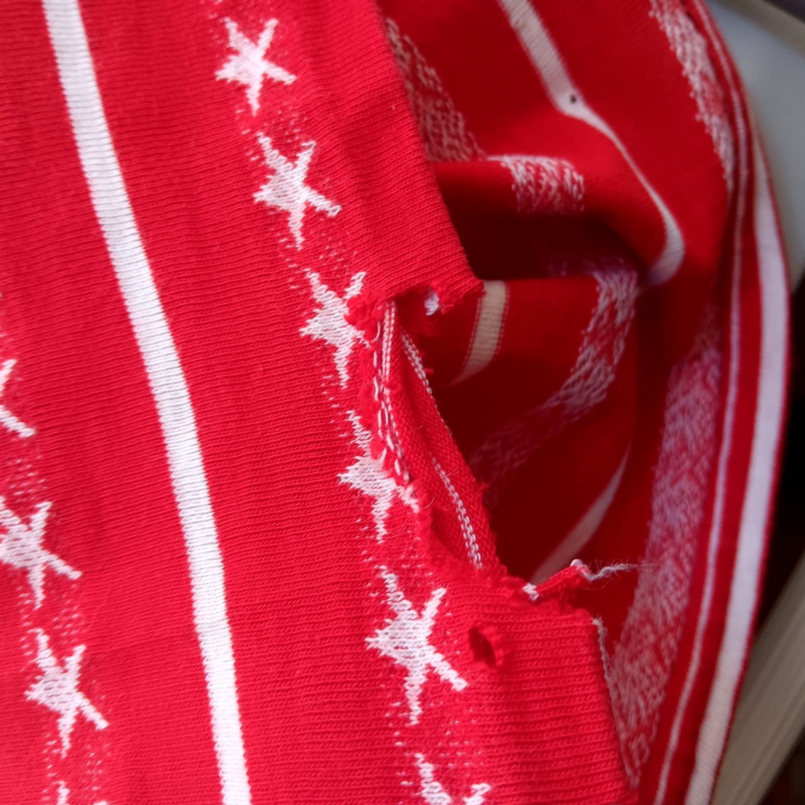 True Vintage Tank Top Small 1970s Red Star Print by Bobbie Brooks Shirt Hippy