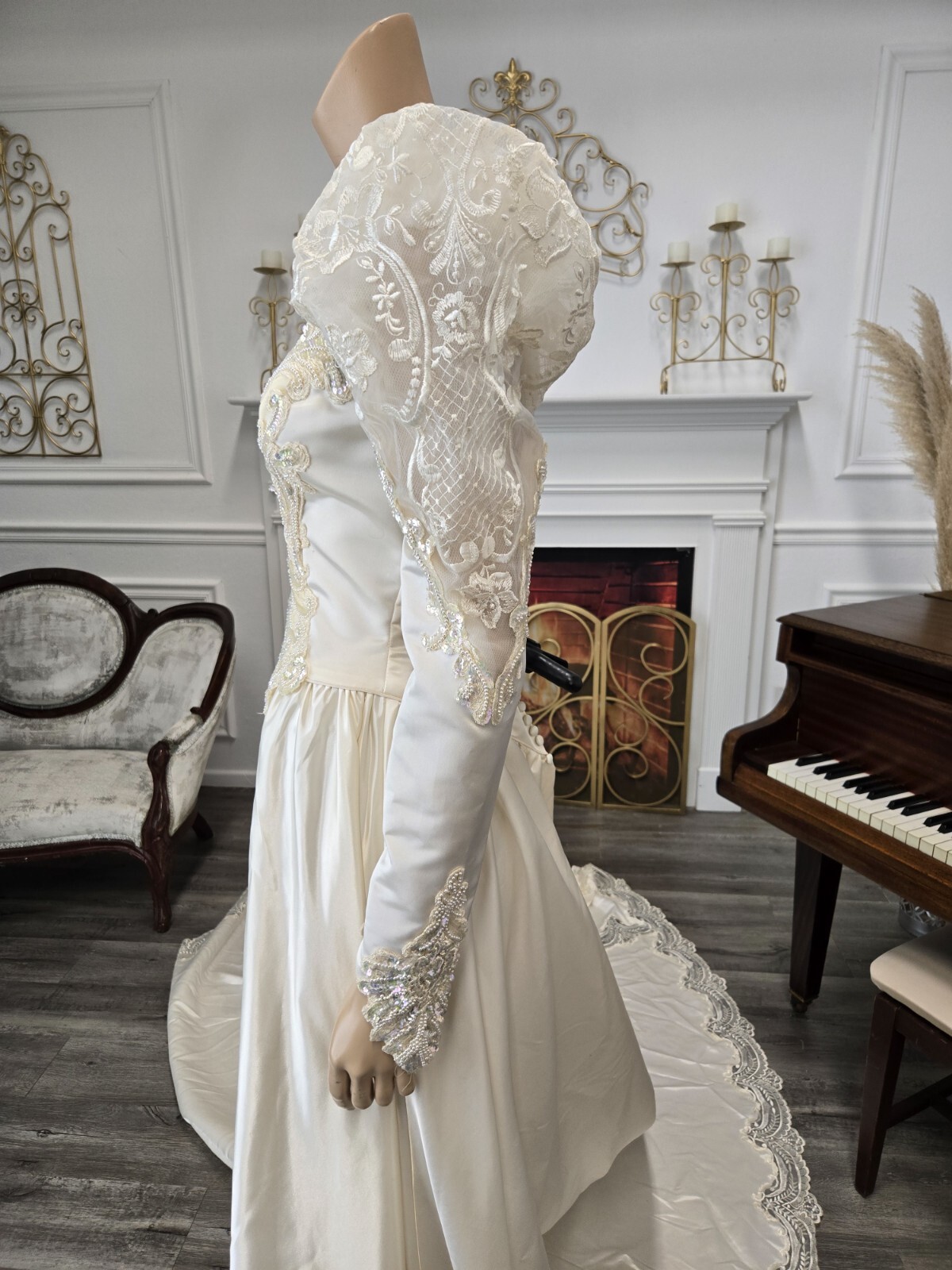 Union Made Vintage 80s Ivory Satin Sequin & Lace Long Sleeve Wedding Dress sz 10
