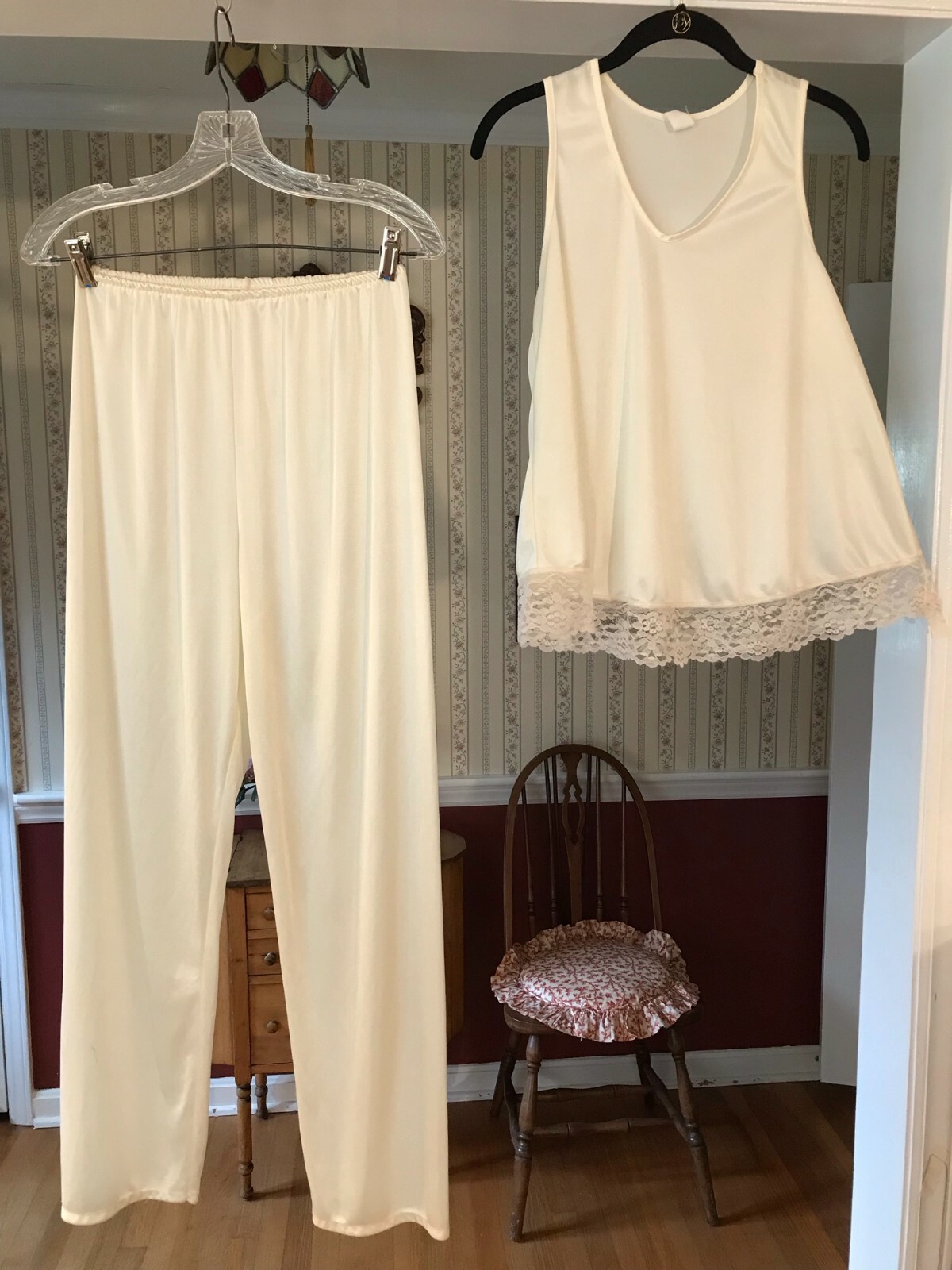 Vtg Petra Fashions 2 piece lingerie lace top + pants ivory silky pajamas size S